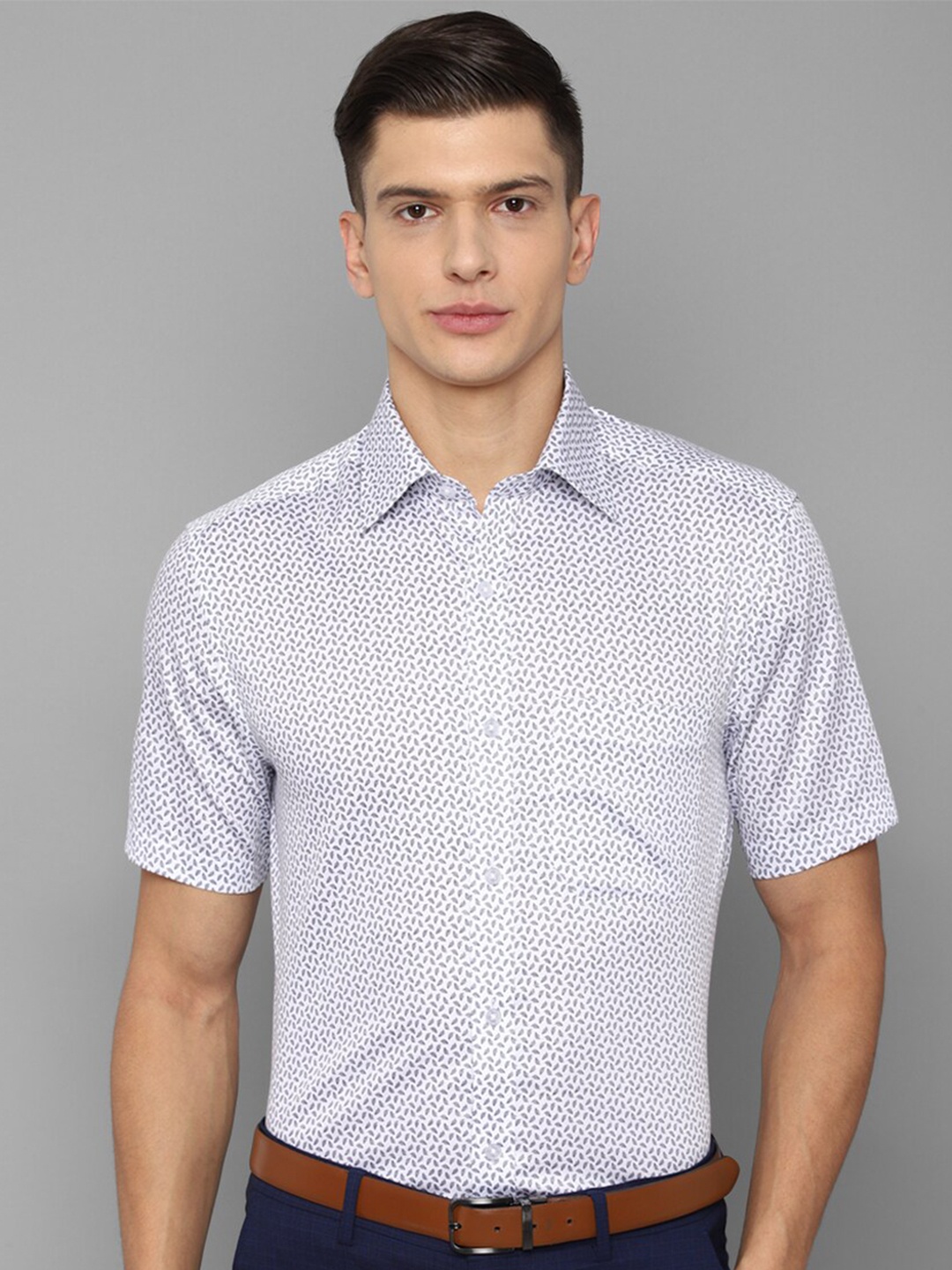 

Louis Philippe Men Blue Printed Formal Shirt