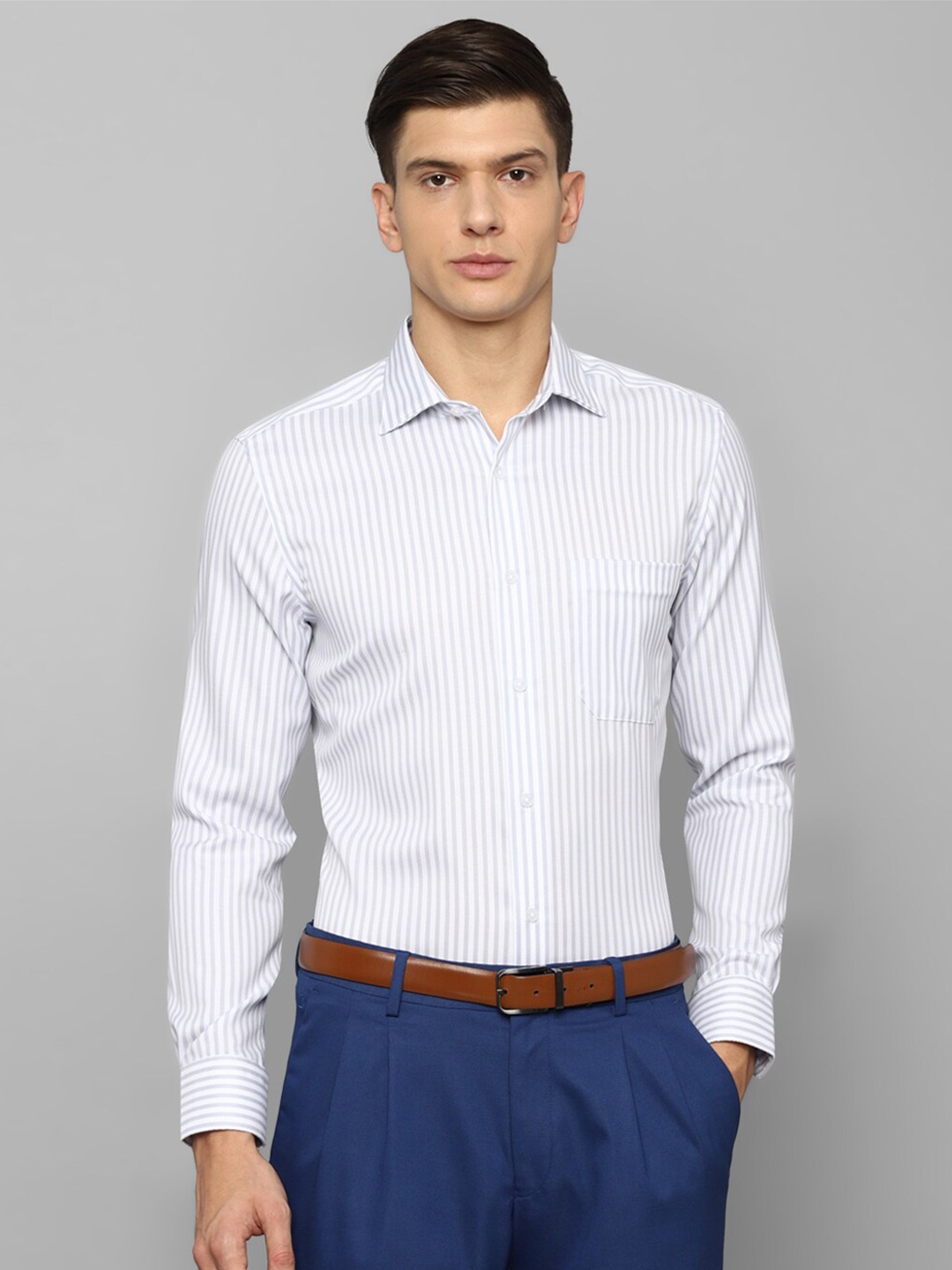 

Louis Philippe Men Blue Striped Formal Shirt