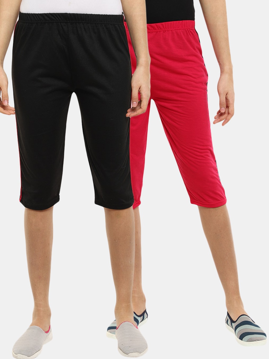 

V-Mart Women Set of 2 Fuchsia & Black Solid Lounge Shorts