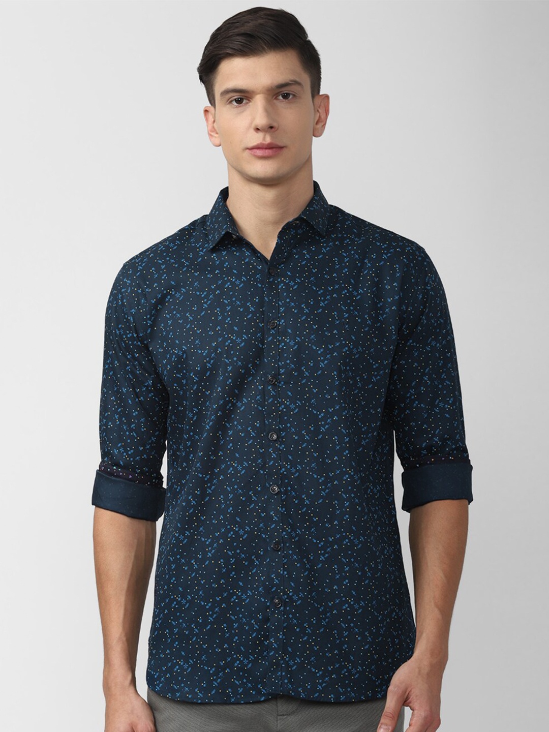 

V Dot Men Navy Blue Slim Fit Printed Casual Shirt