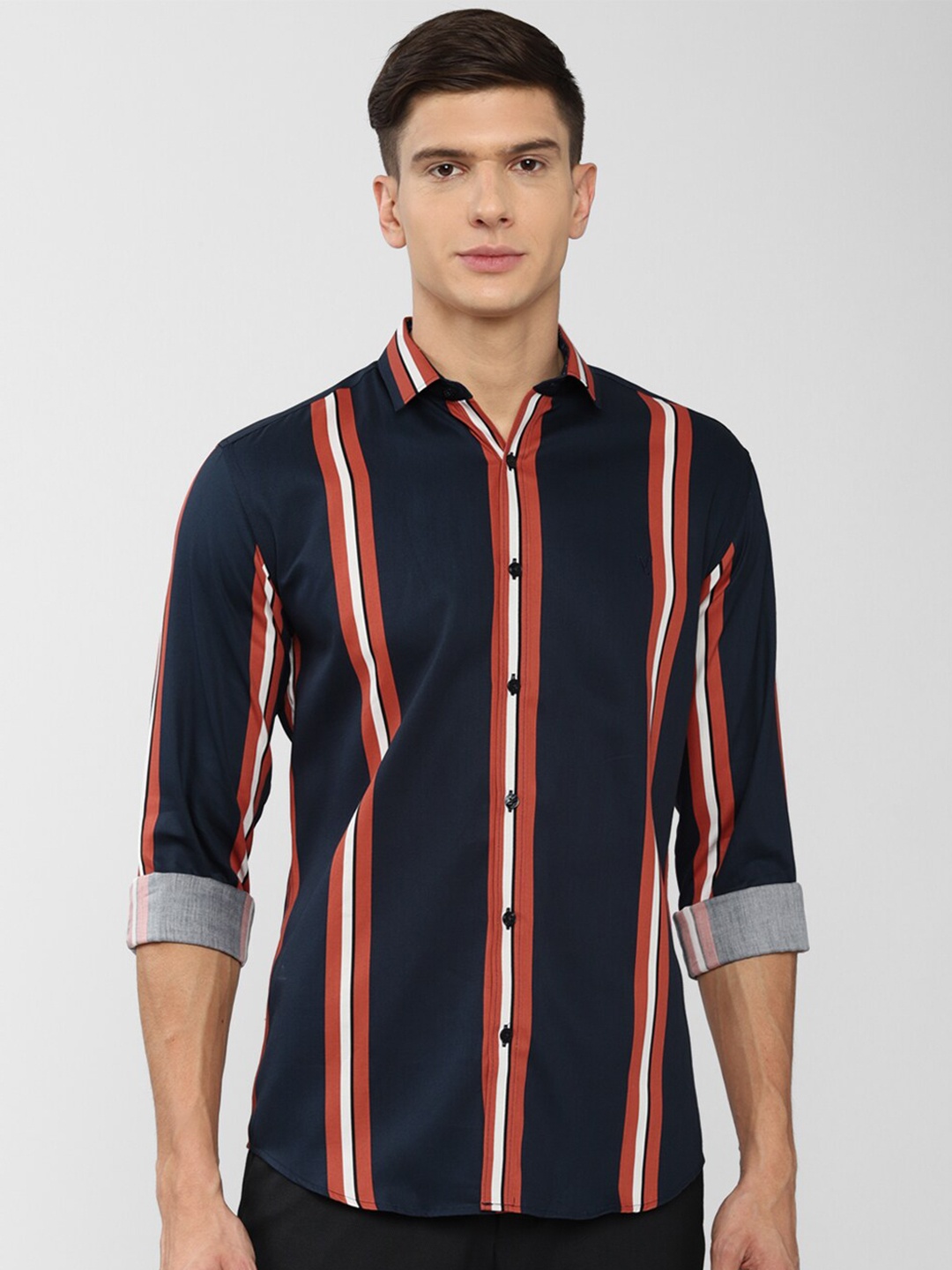 

V Dot Men Navy Blue Slim Fit Striped Casual Shirt