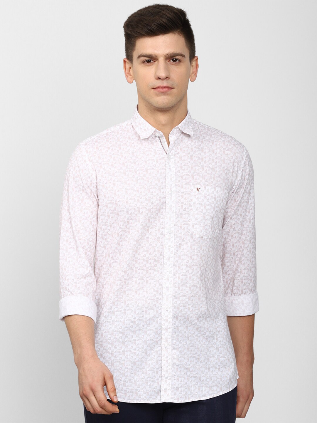 

Van Heusen Sport Men Pink Slim Fit Printed Casual Shirt