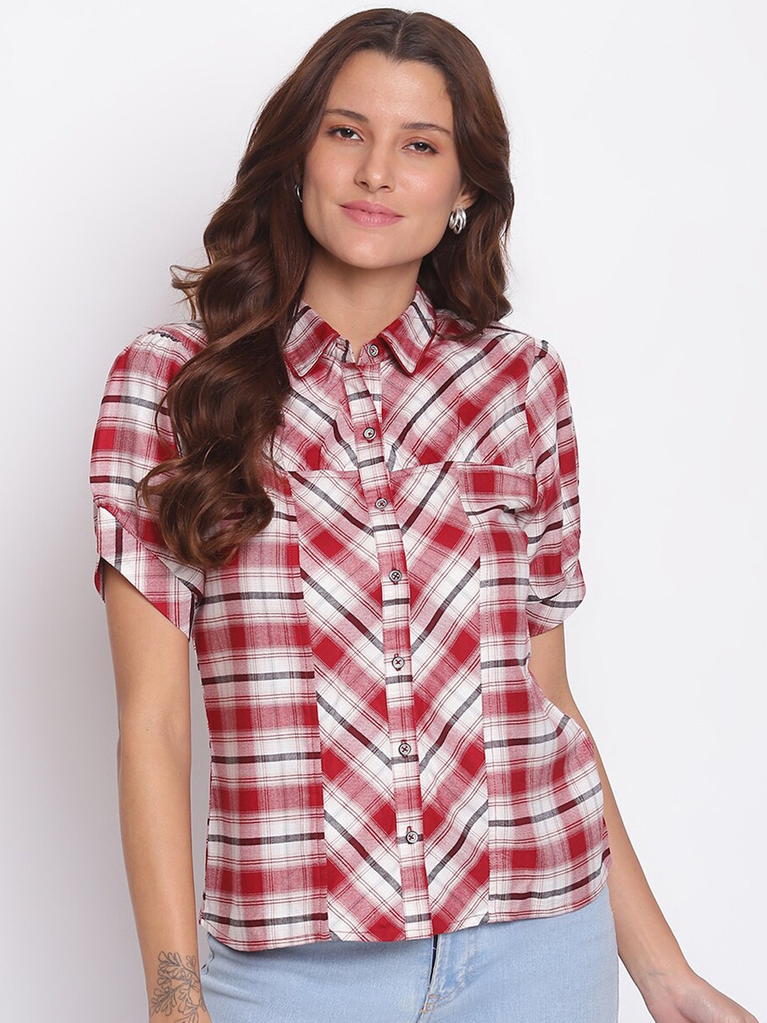 

Latin Quarters Red Checked Roll-Up Sleeves Shirt Style Top