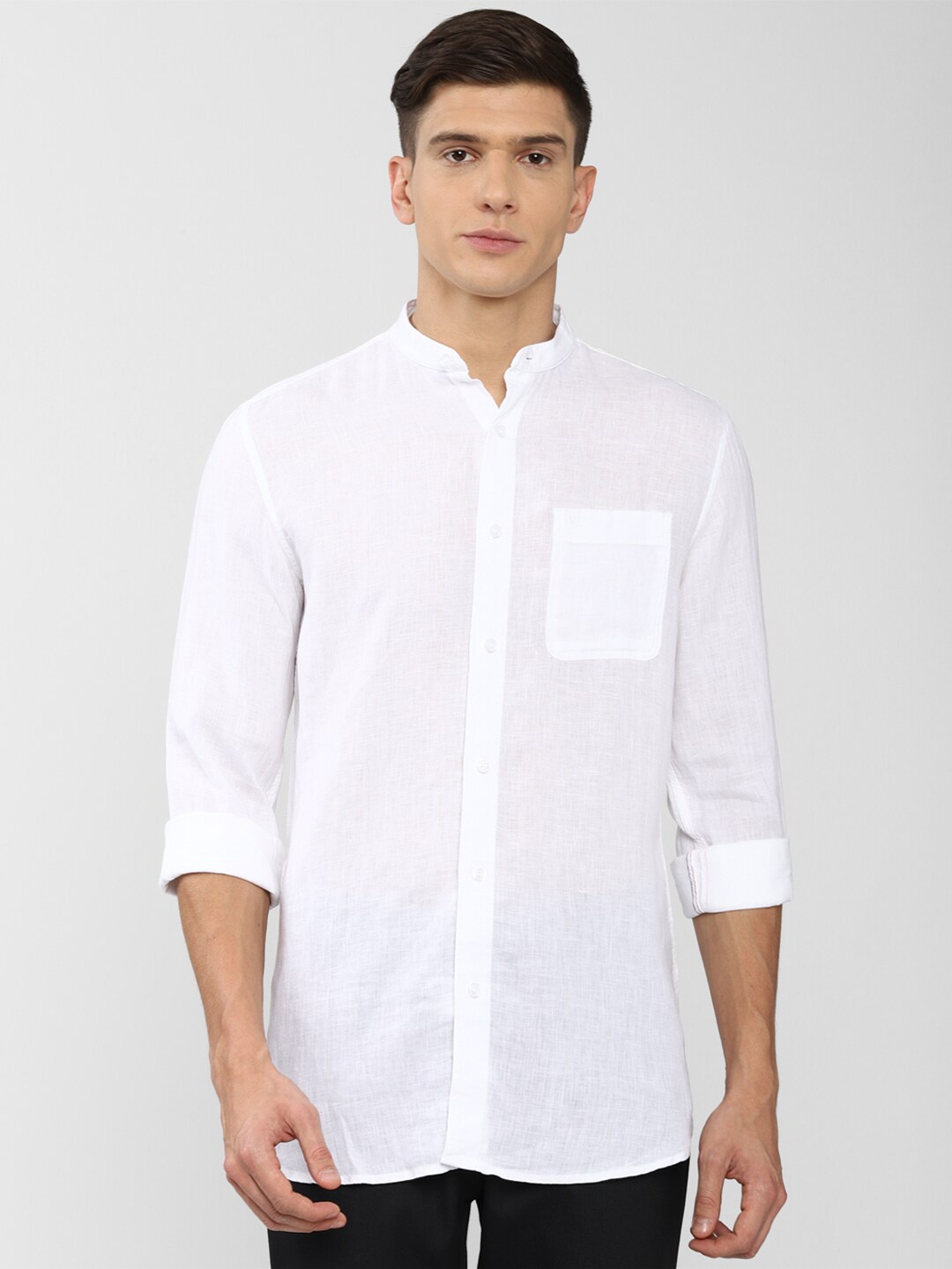 

Van Heusen Sport Men White Slim Fit Casual Shirt