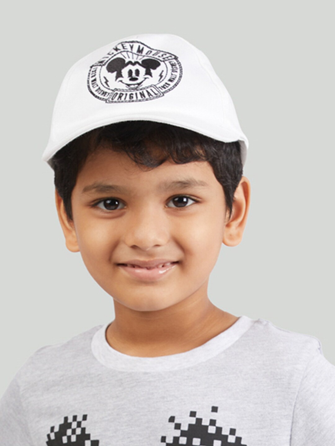 

Zalio Boys White Mickey Mouse Printed Baseball Cap