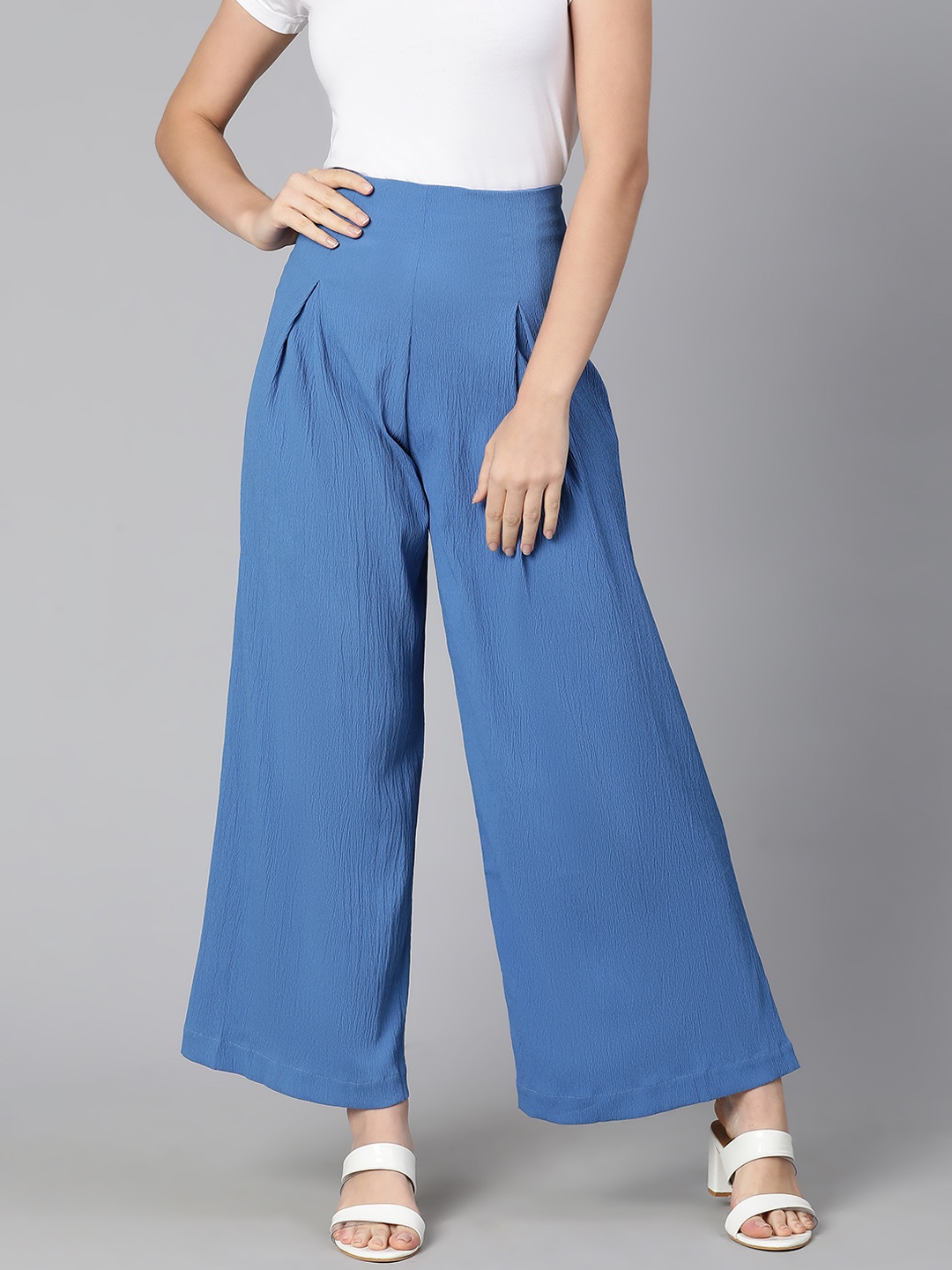 

Oxolloxo Women Blue High-Rise Pleated Trousers