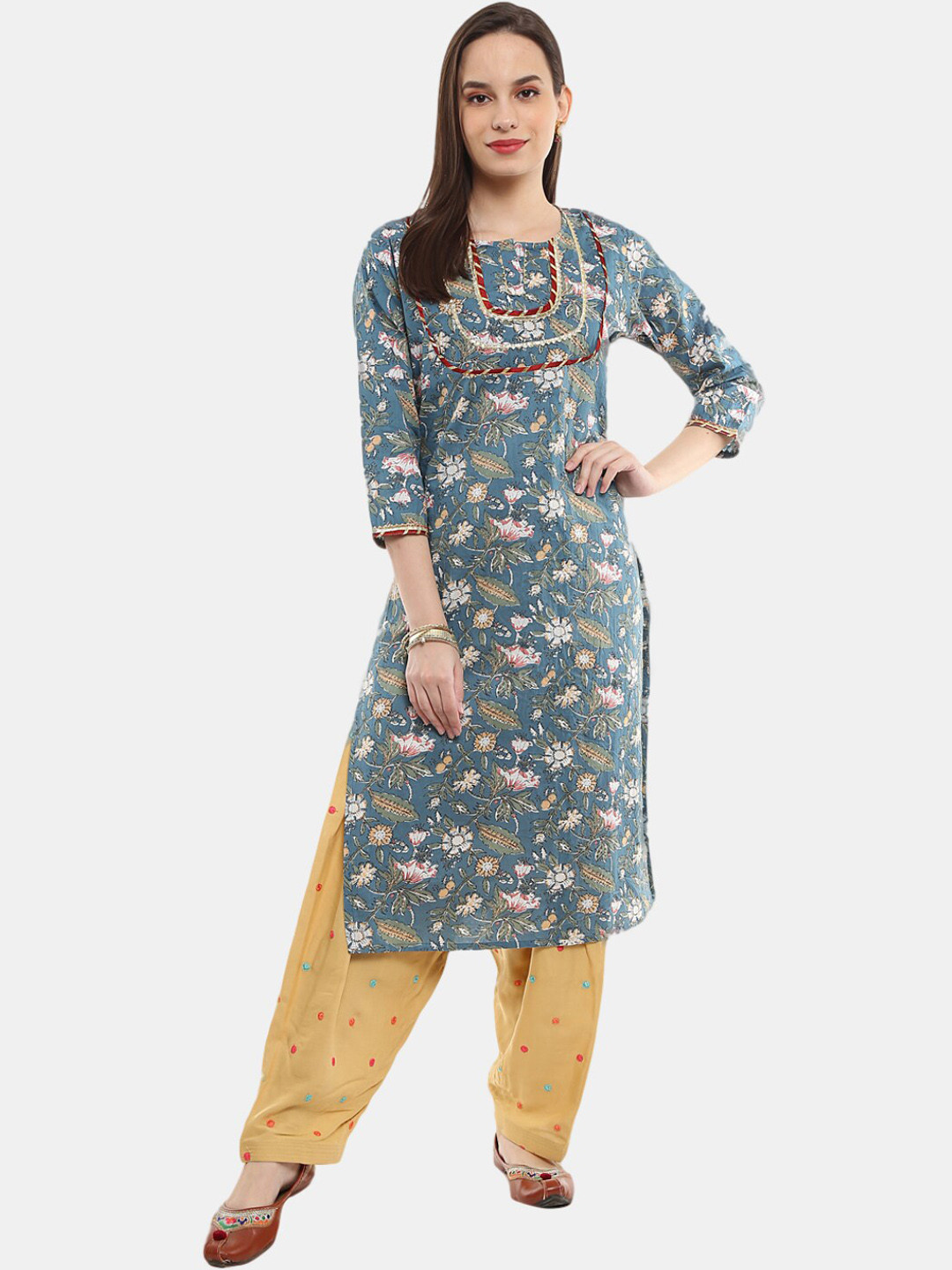 

Desi Mix Women Green & Blue Floral Printed Thread Work Kurta