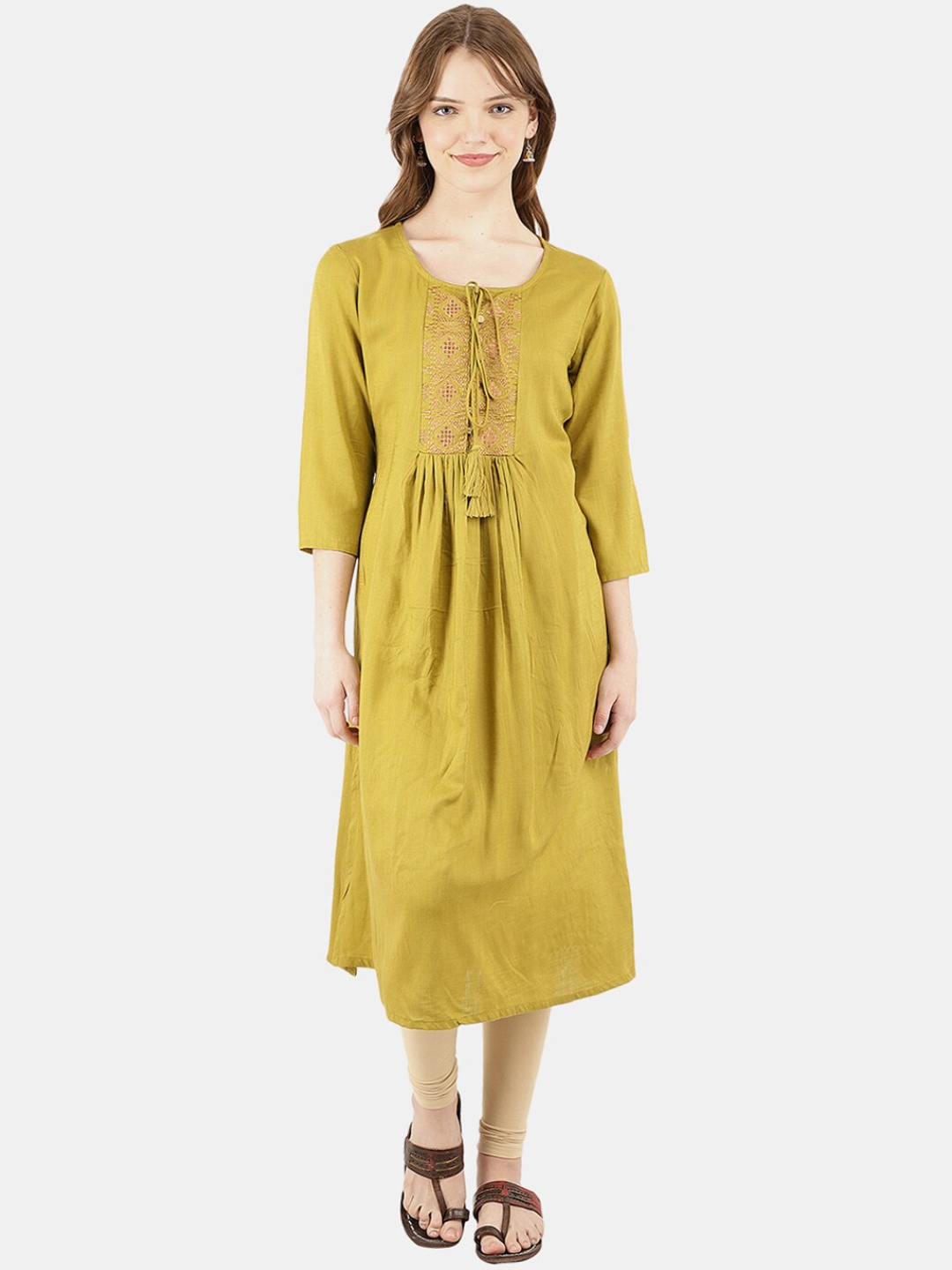 

Desi Mix Women Green solid Rayon Round neck kurta