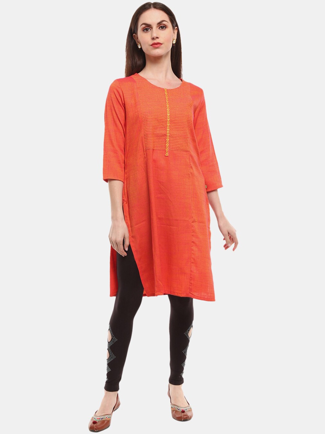 

Women Ethnic Self cotton Design Yarn Dyed Round Neck Kurta, Rust