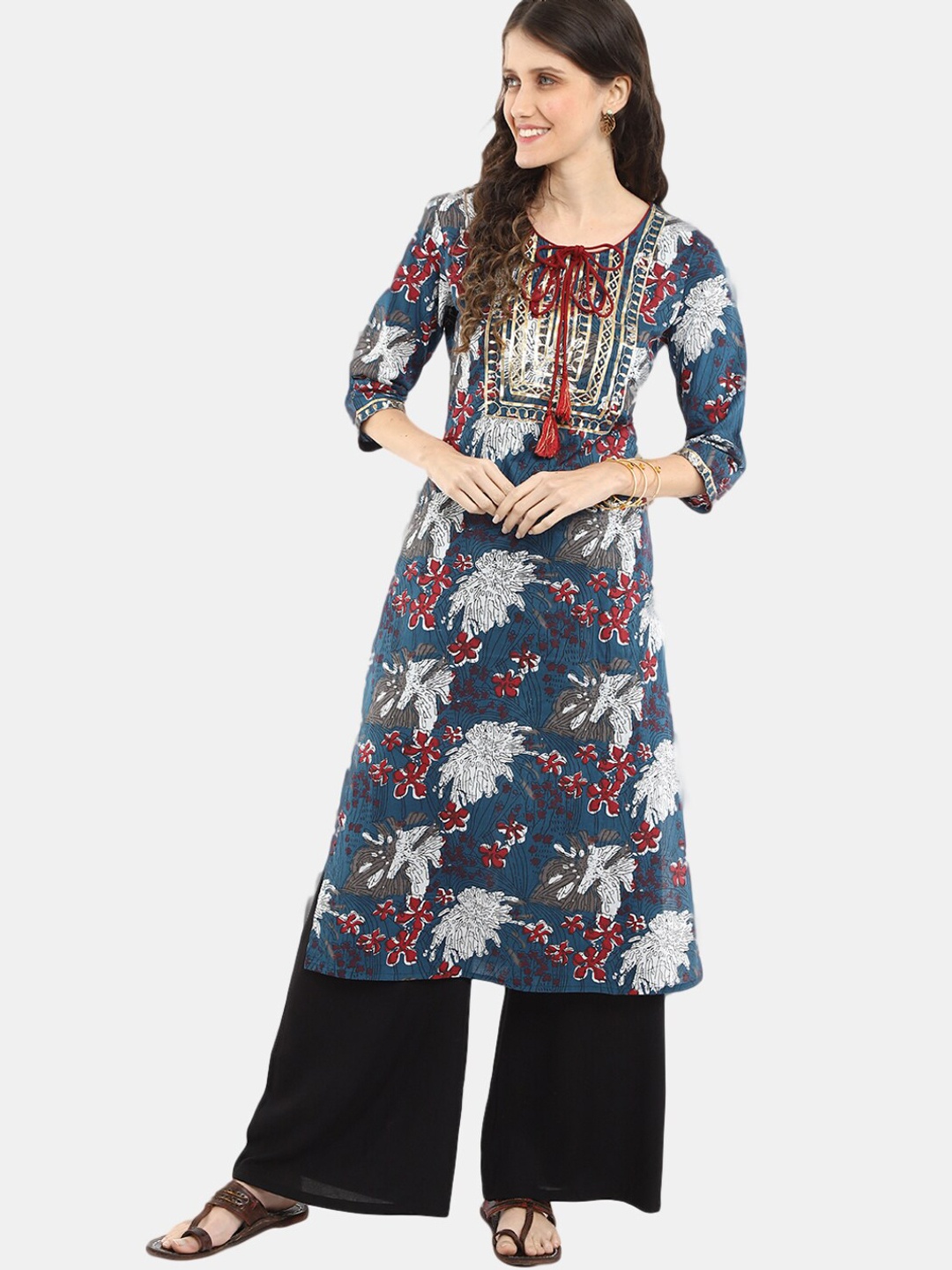 

Desi Mix Women Blue cotton Floral Cambric Round Printed Kurta