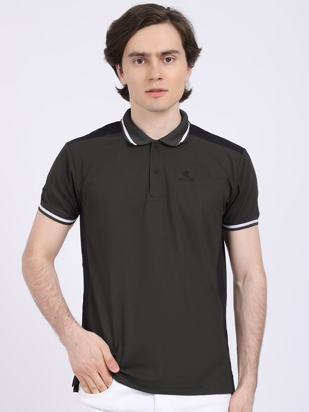 

Gallus Men Olive Green Solid Polo Collar Dri-FIT T-shirt