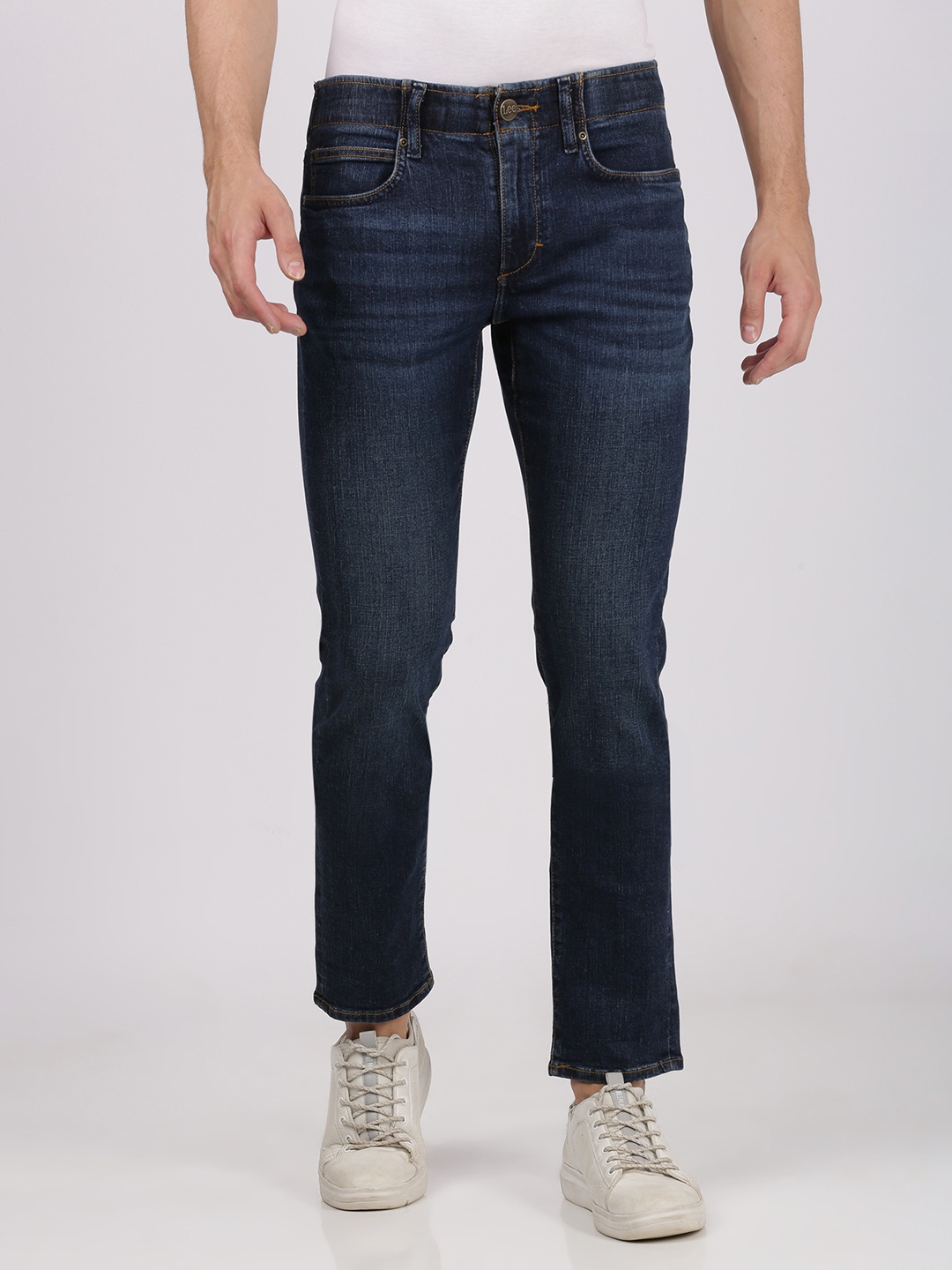 

Lee Men Blue Slim Fit Light Fade Jeans