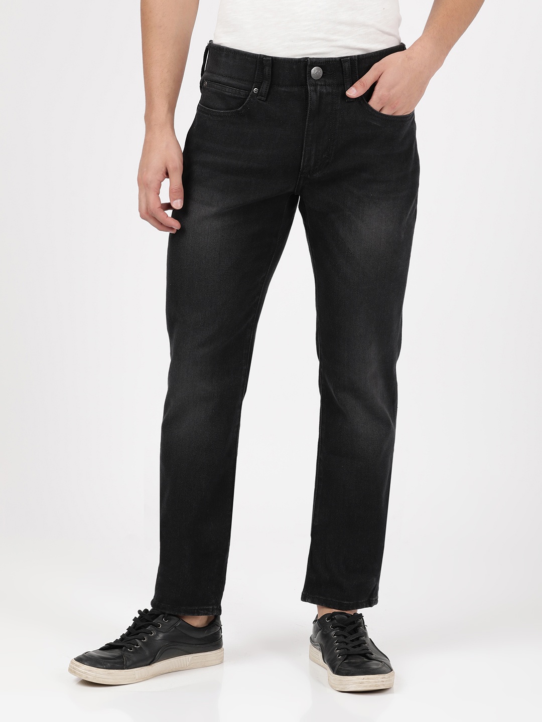 

Lee Men Black Slim Fit Light Fade Jeans