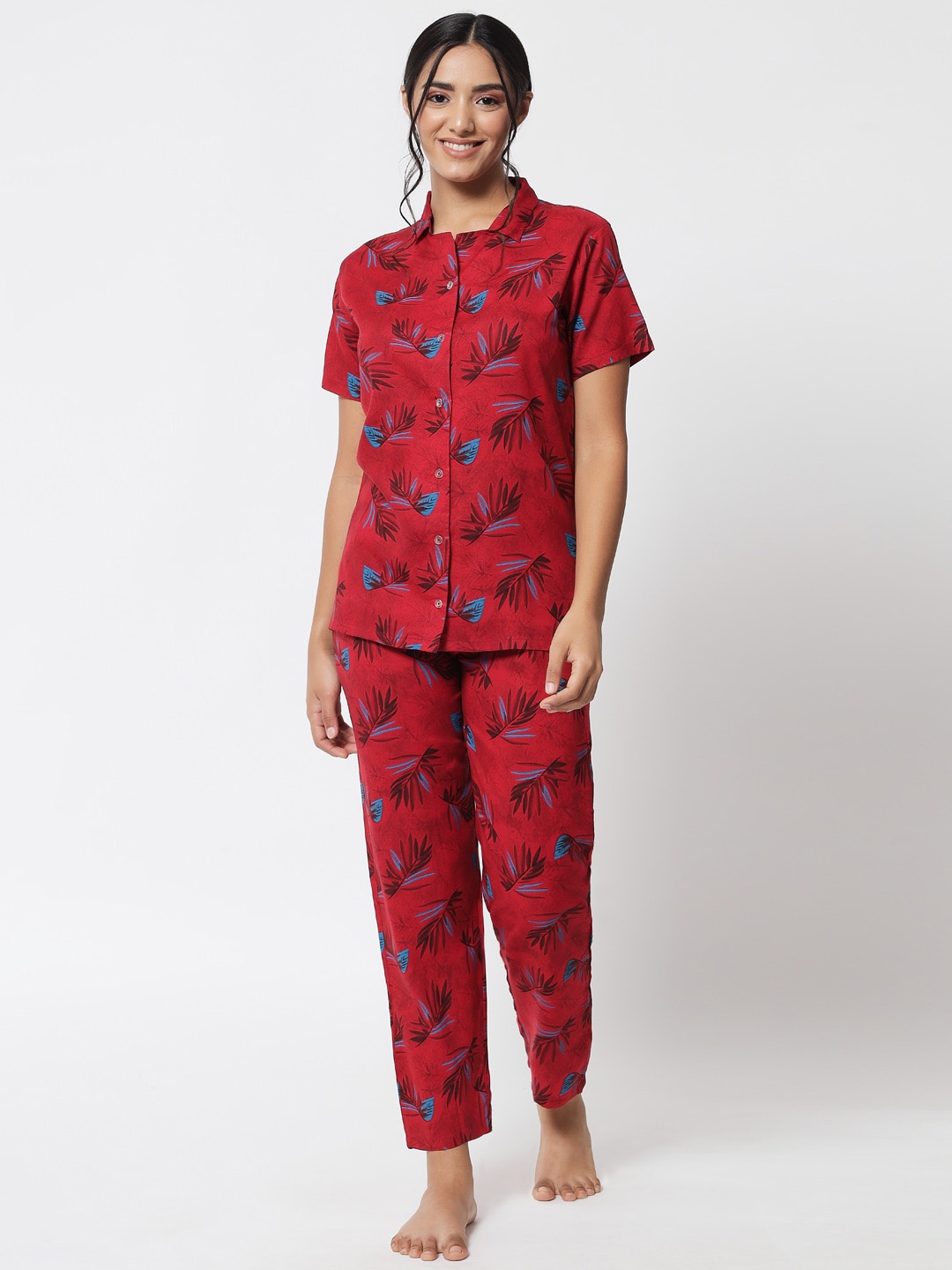 

Klamotten Women Maroon & Blue Printed Night suit