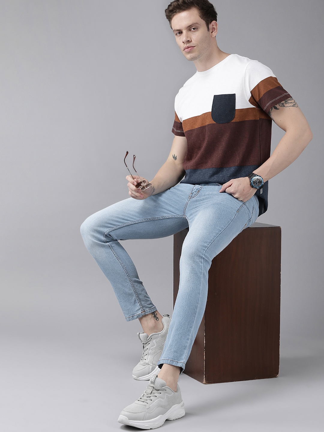 

Roadster Men Blue Skinny Fit Light Fade Stretchable Jeans