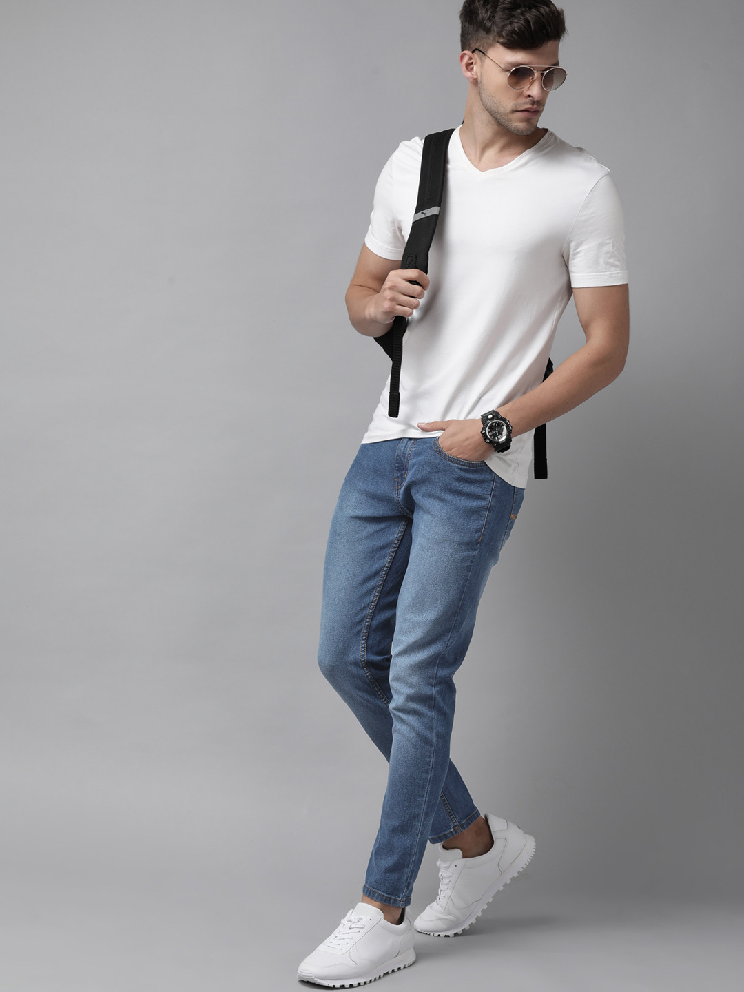

Roadster Men Blue Skinny Fit Light Fade Stretchable Jeans