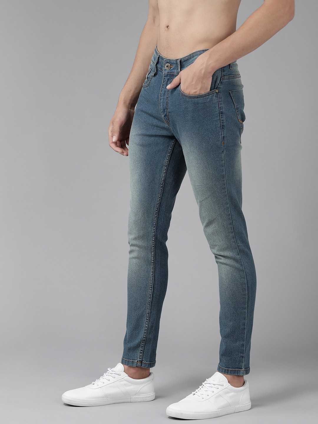 

Roadster Men Blue Skinny Fit Heavy Fade Stretchable Jeans