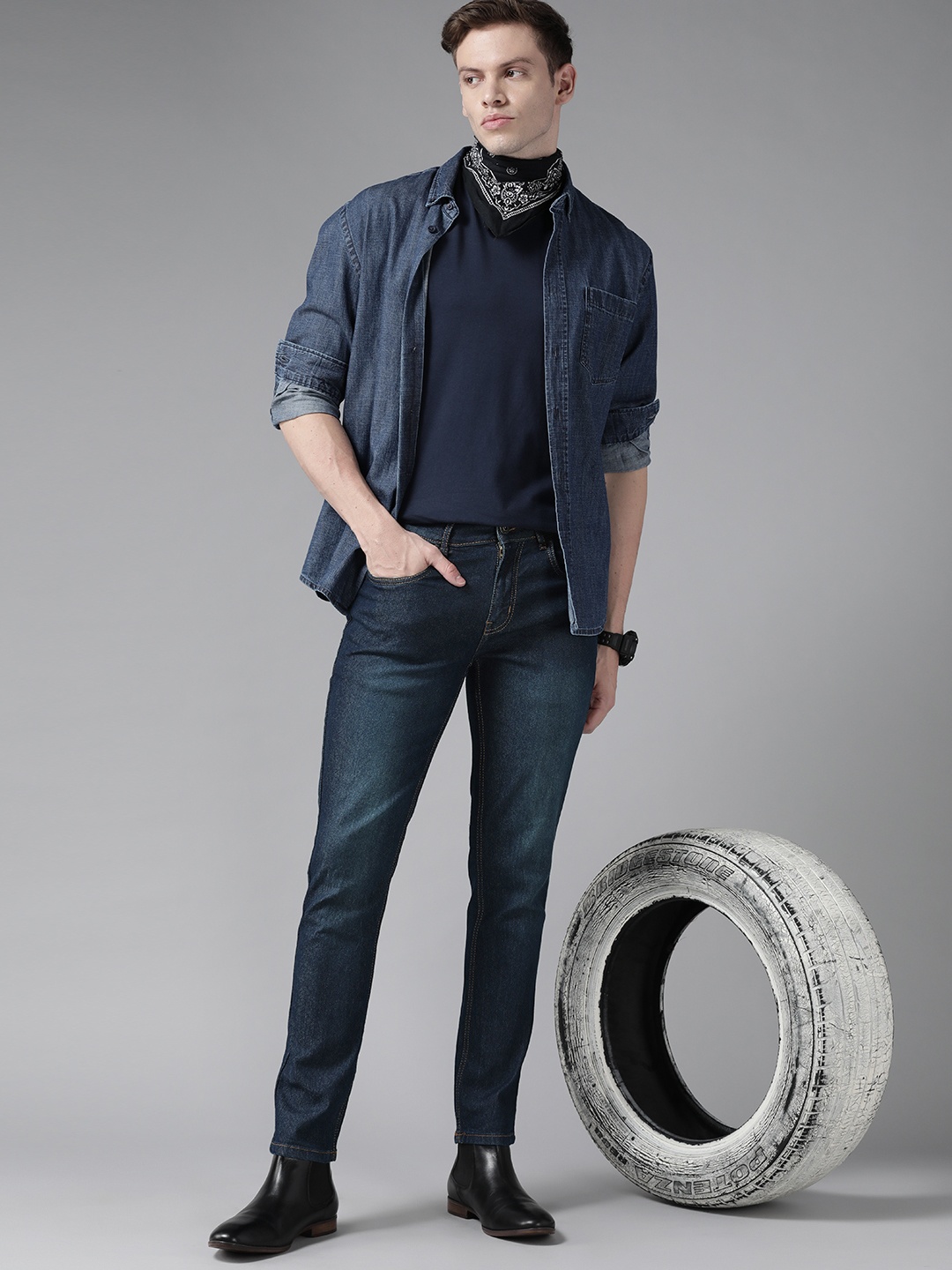 

Roadster Men Navy Blue Skinny Fit Light Fade Stretchable Jeans