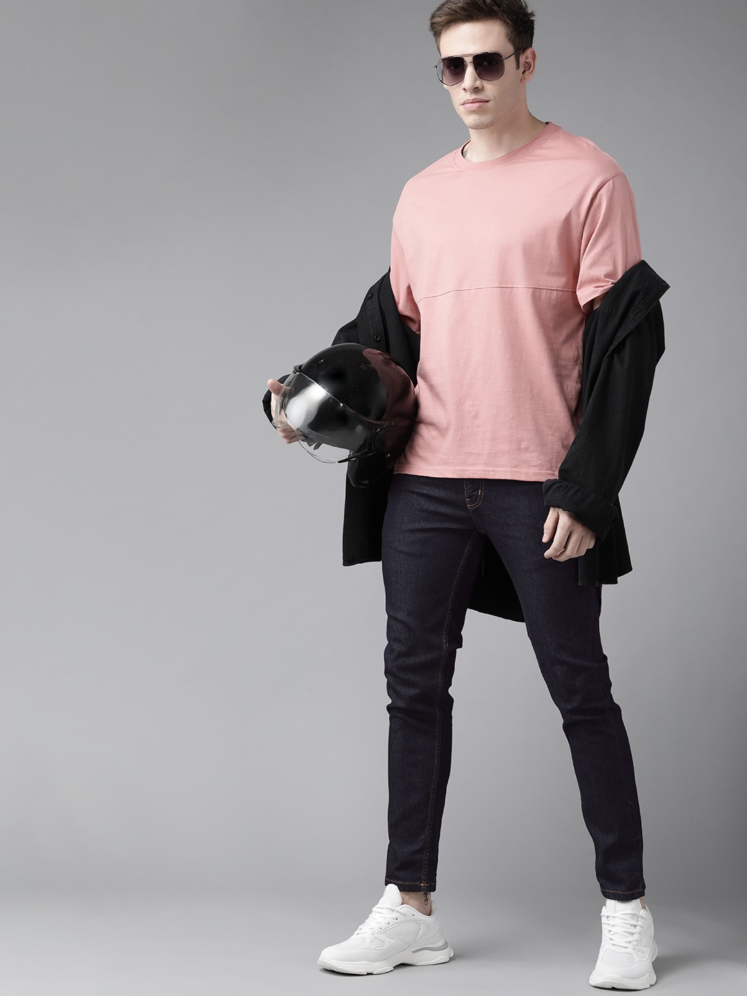 

Roadster Men Navy Blue Skinny Fit Light Fade Stretchable Jeans