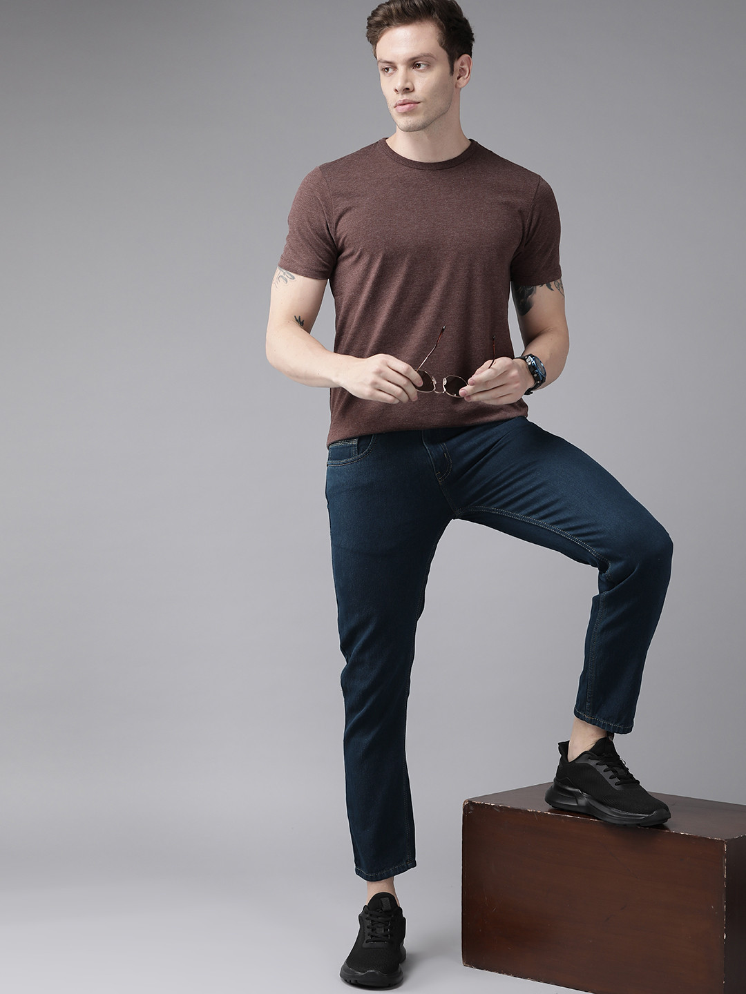 

Roadster Men Navy Blue Skinny Fit Stretchable Cropped Jeans