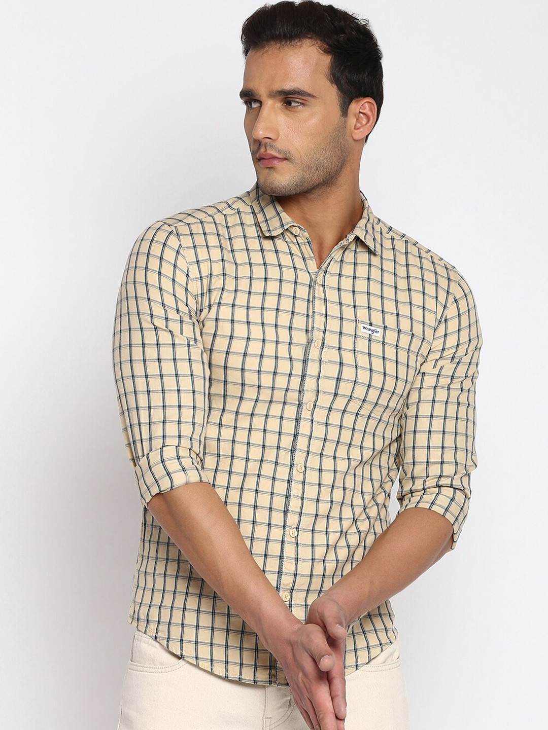 

Wrangler Men Green & Black Slim Fit Checked Cotton Casual Shirt