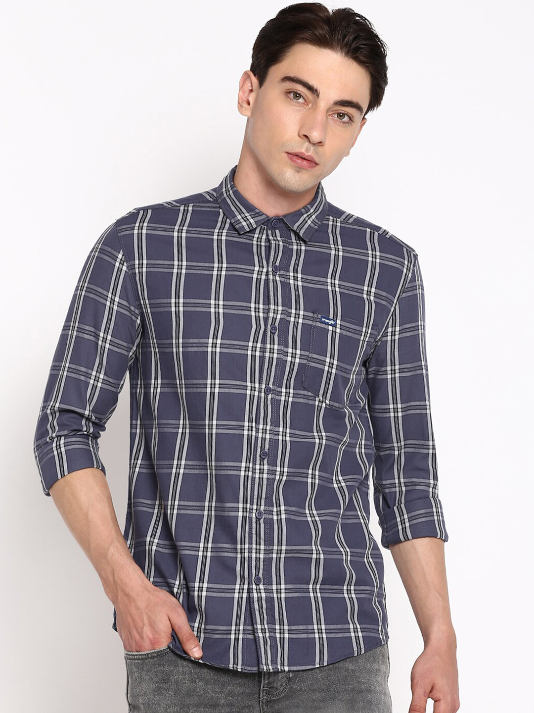 

Wrangler Men Blue Slim Fit Tartan Checked Cotton Casual Shirt