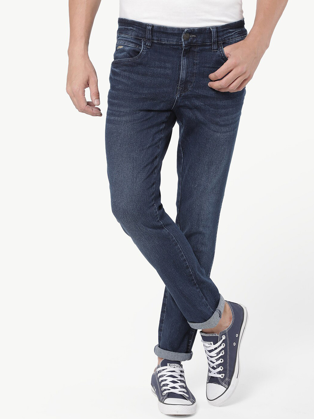 

Wrangler Men Blue Skanders Slim Fit Low-Rise Light Fade Cotton Jeans