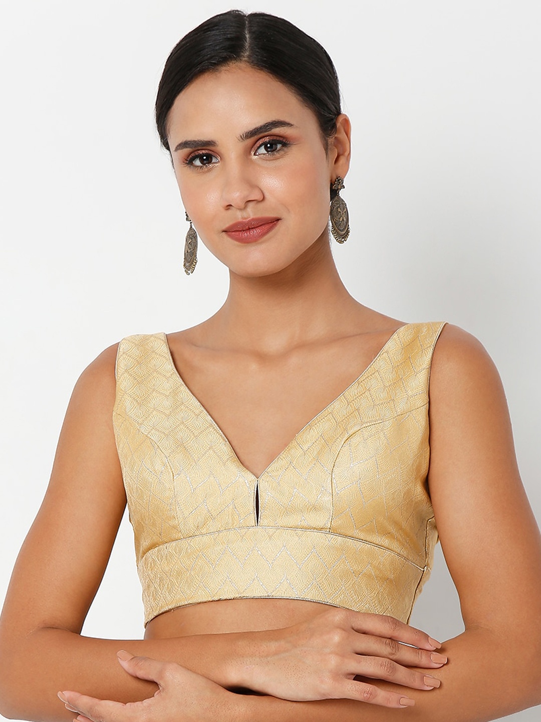 

SALWAR STUDIO Gold-Toned Solid Brocade Saree Blouse