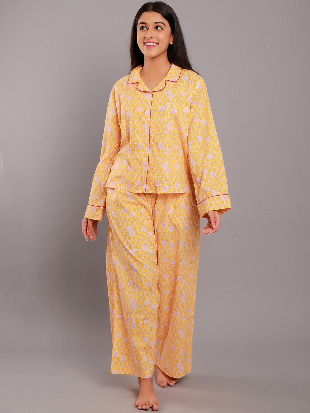 

GAURANCHE Women Yellow Printed Night suit