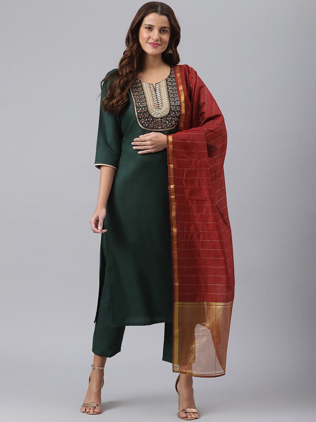 

KALINI Women Green Yoke Design Kurti with Trousers & With Dupatta