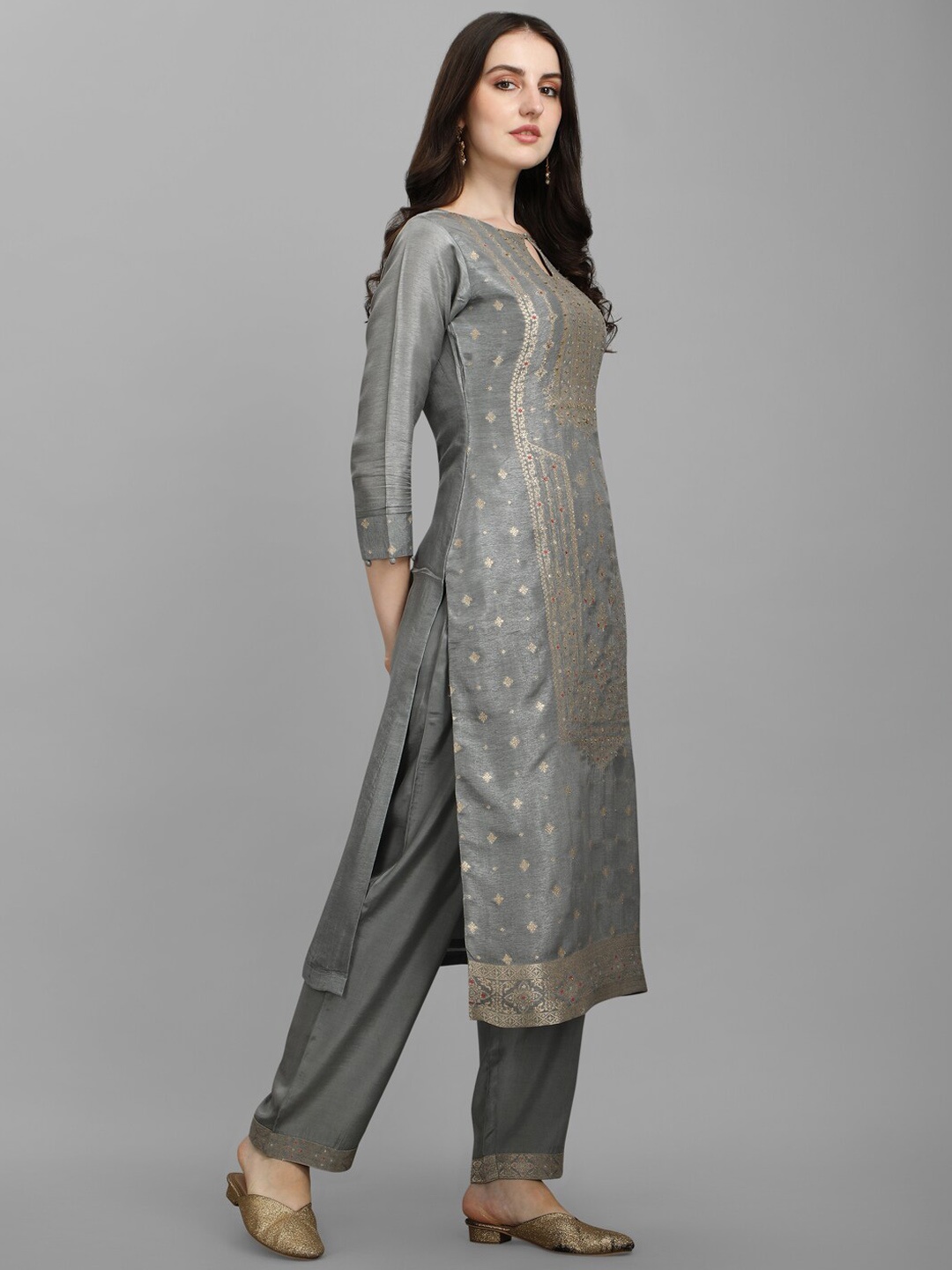 

Seerat Women Grey Pleated Pure Silk Kurti with Trousers