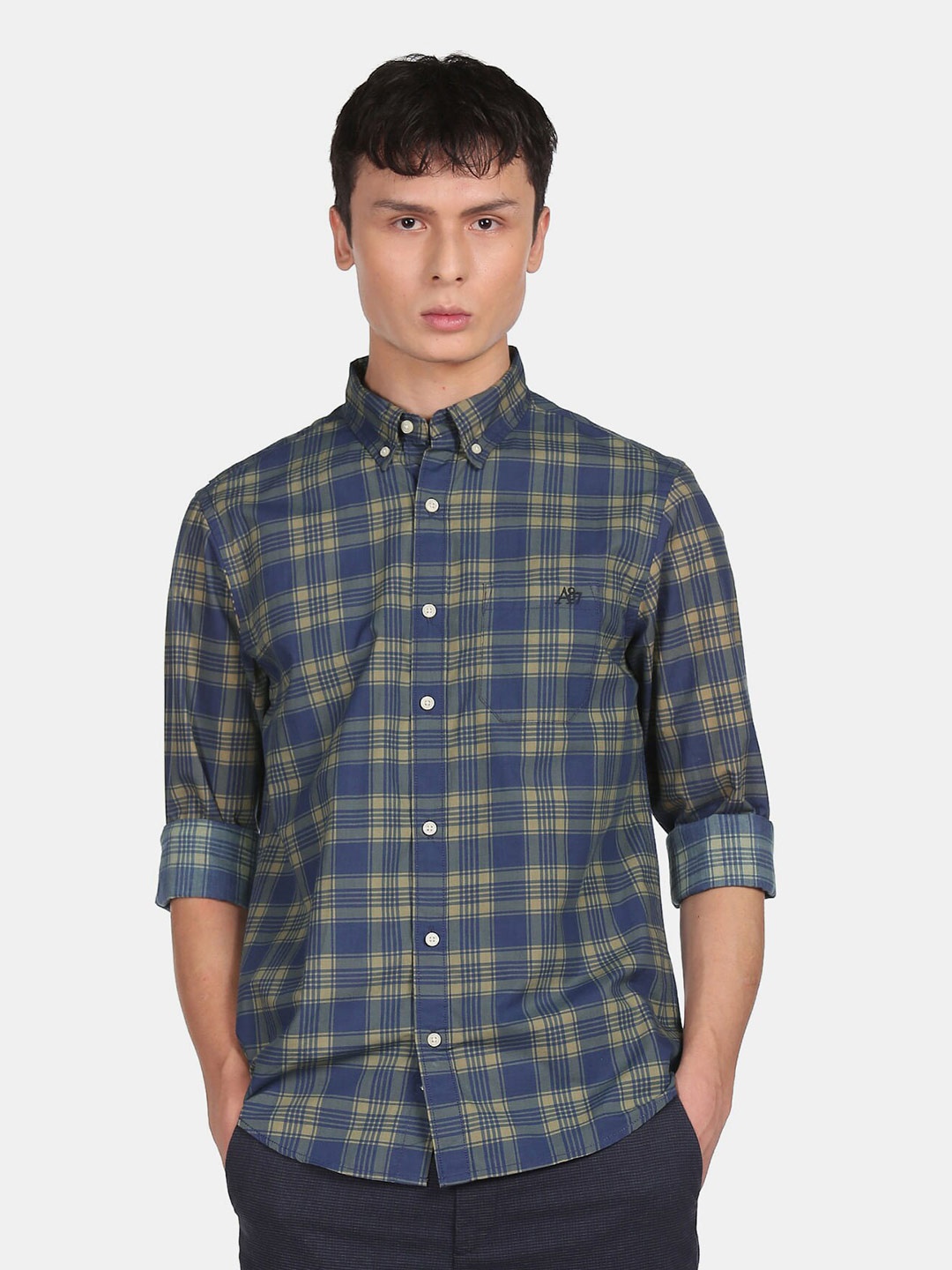 

Aeropostale Men Blue Tartan Checks Checked Casual Shirt