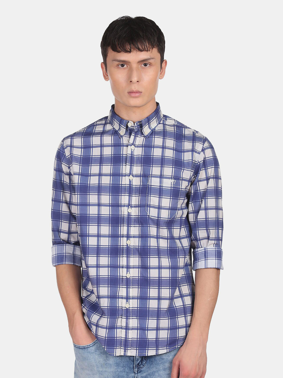 

Aeropostale Men Blue Tartan Checks Checked Casual Shirt