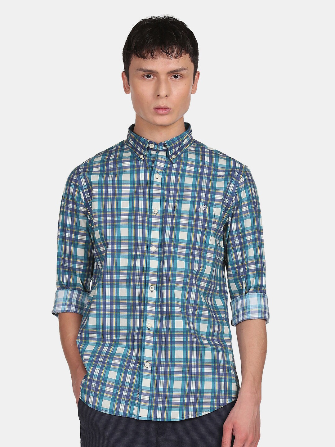 

Aeropostale Men Blue Tartan Checks Checked Casual Shirt