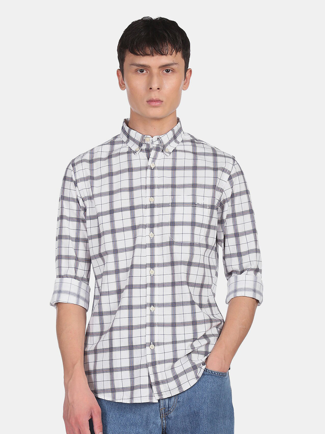 

Aeropostale Men White Tartan Checks Checked Casual Shirt
