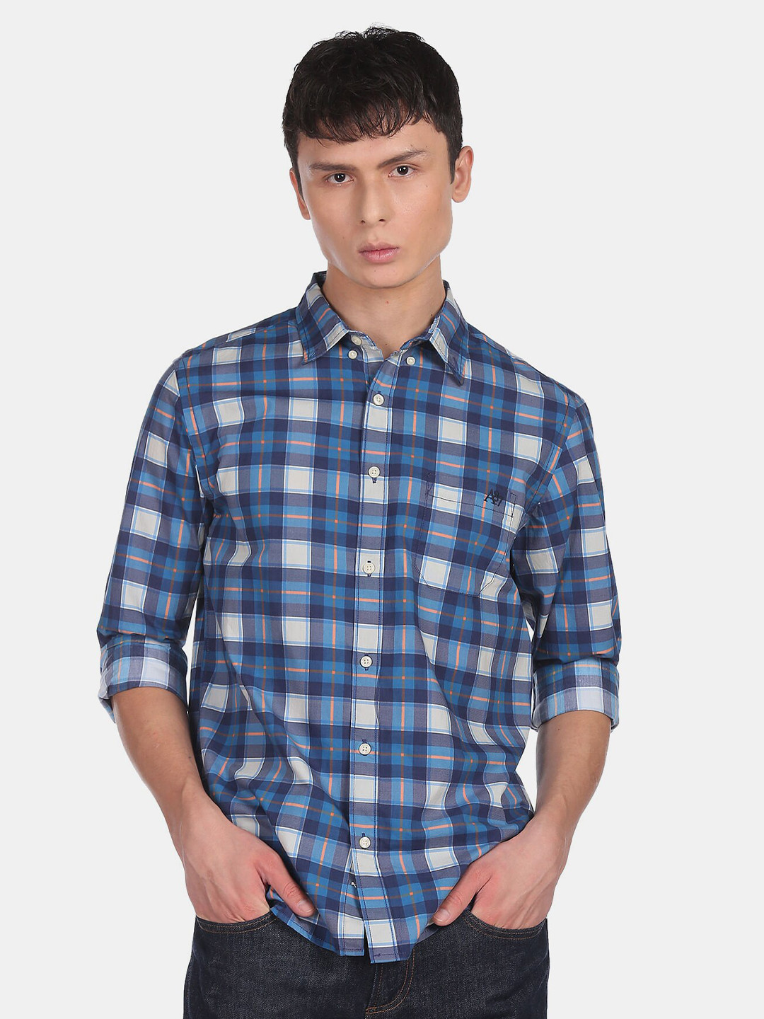 

Aeropostale Men Blue Checked Casual Shirt