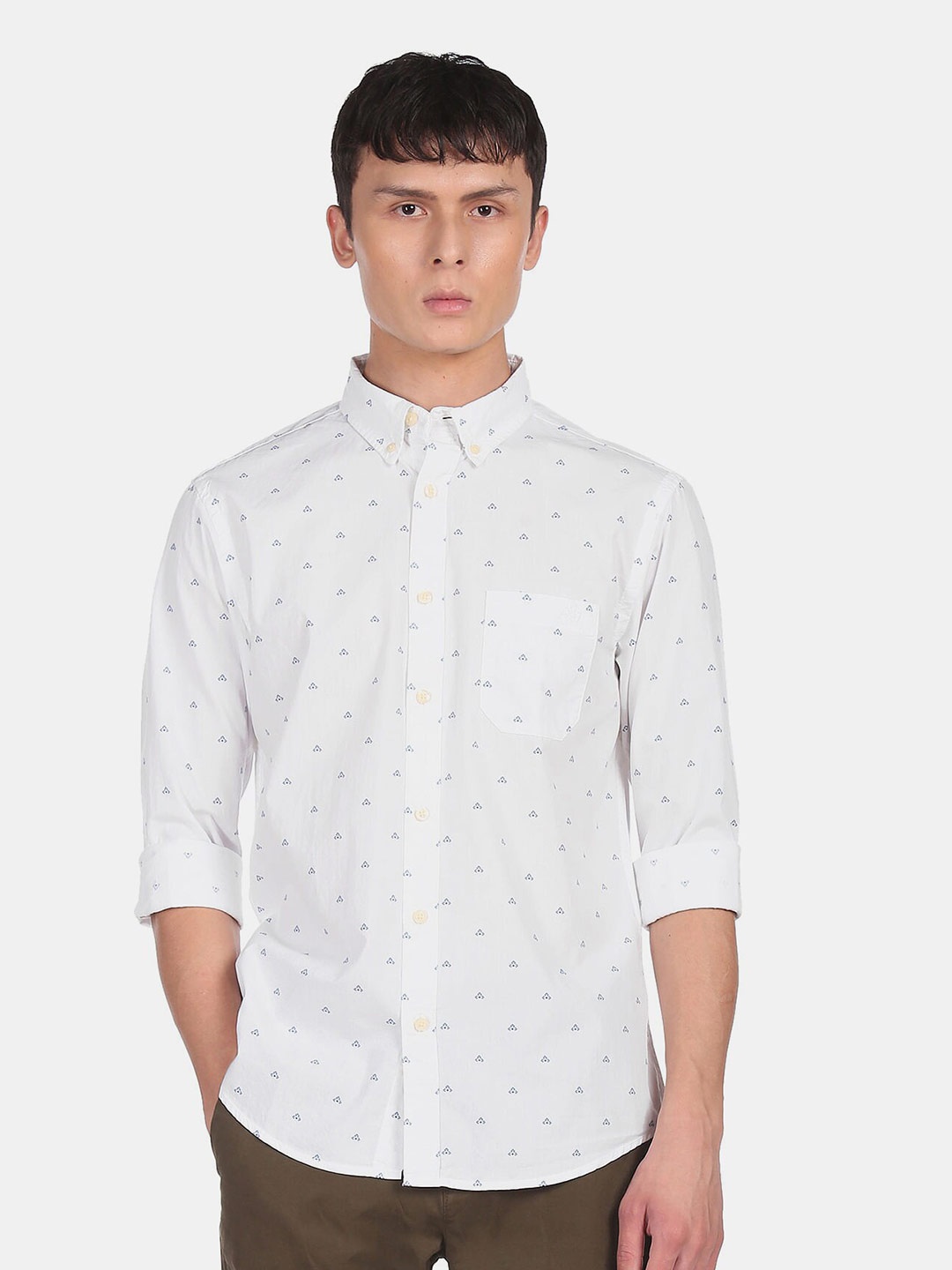 

Aeropostale Men White Printed Casual Shirt