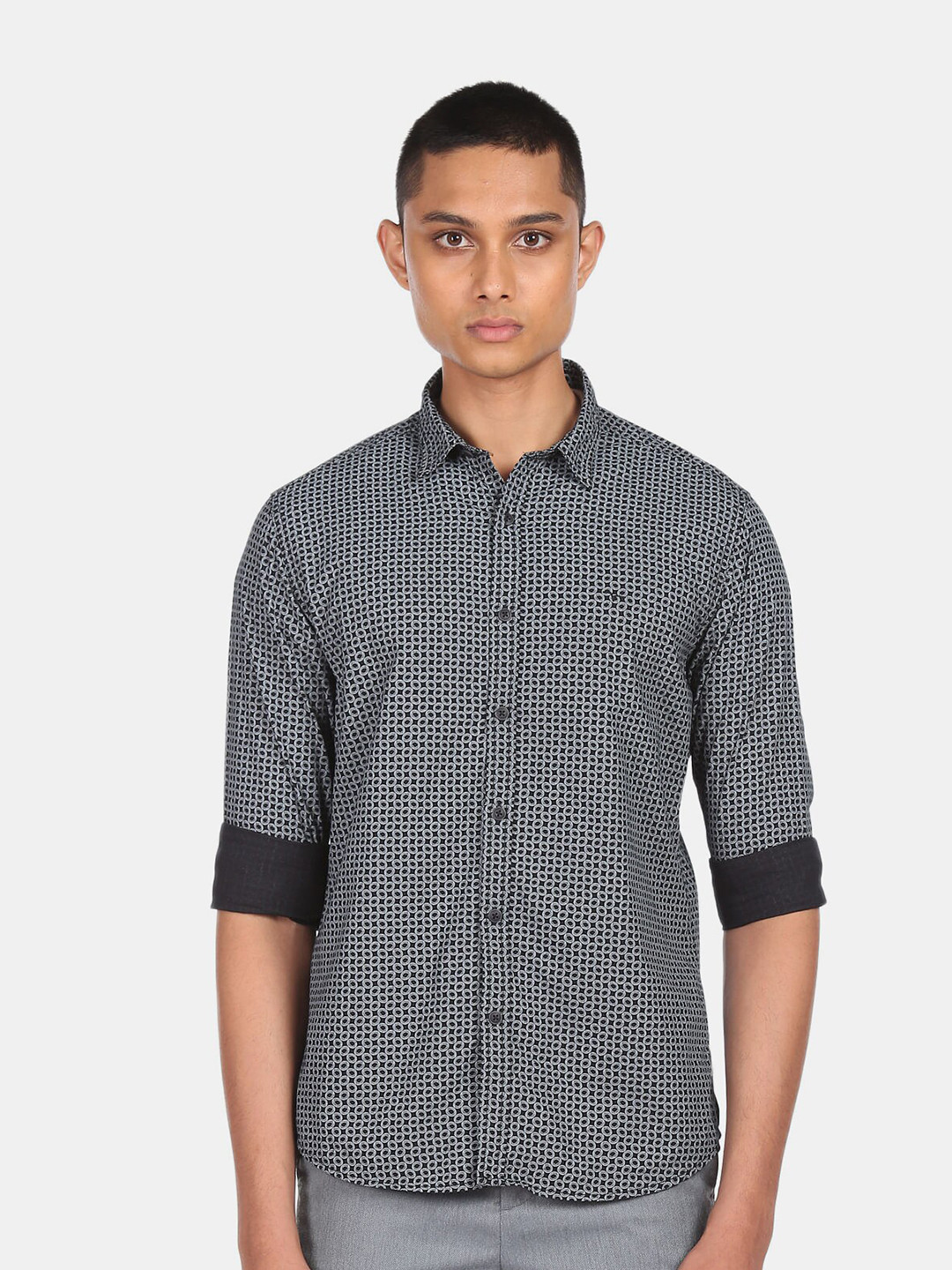 

Flying Machine Men Black Regular Fit Printed Cotton Casual Shirt