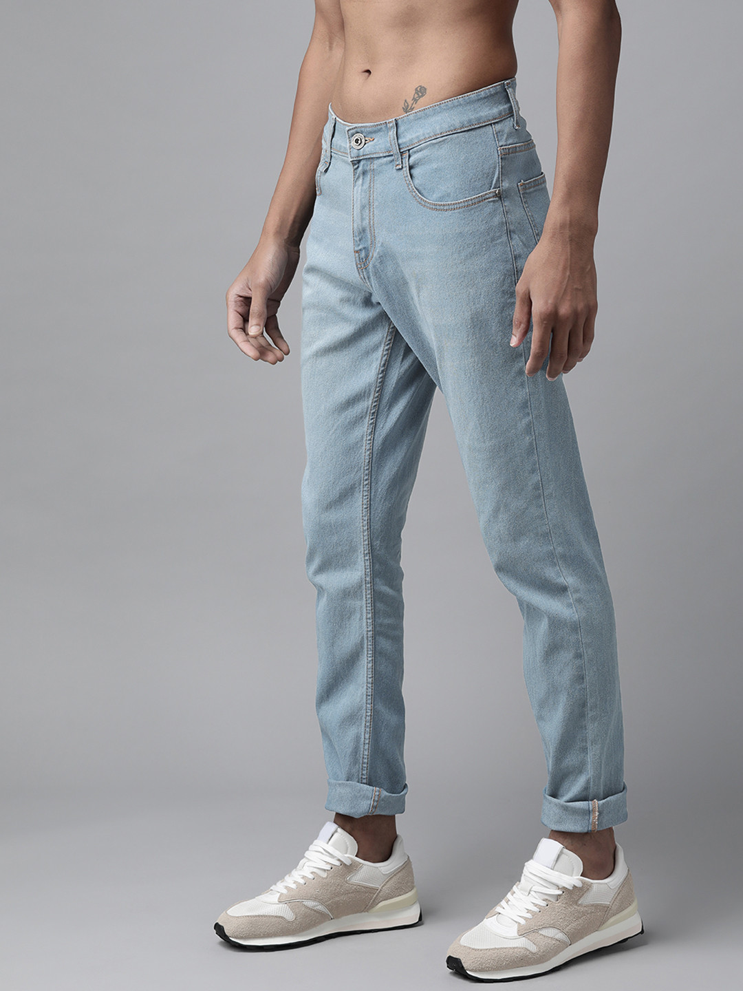 

Roadster Men Blue Tapered Fit Stretchable Jeans