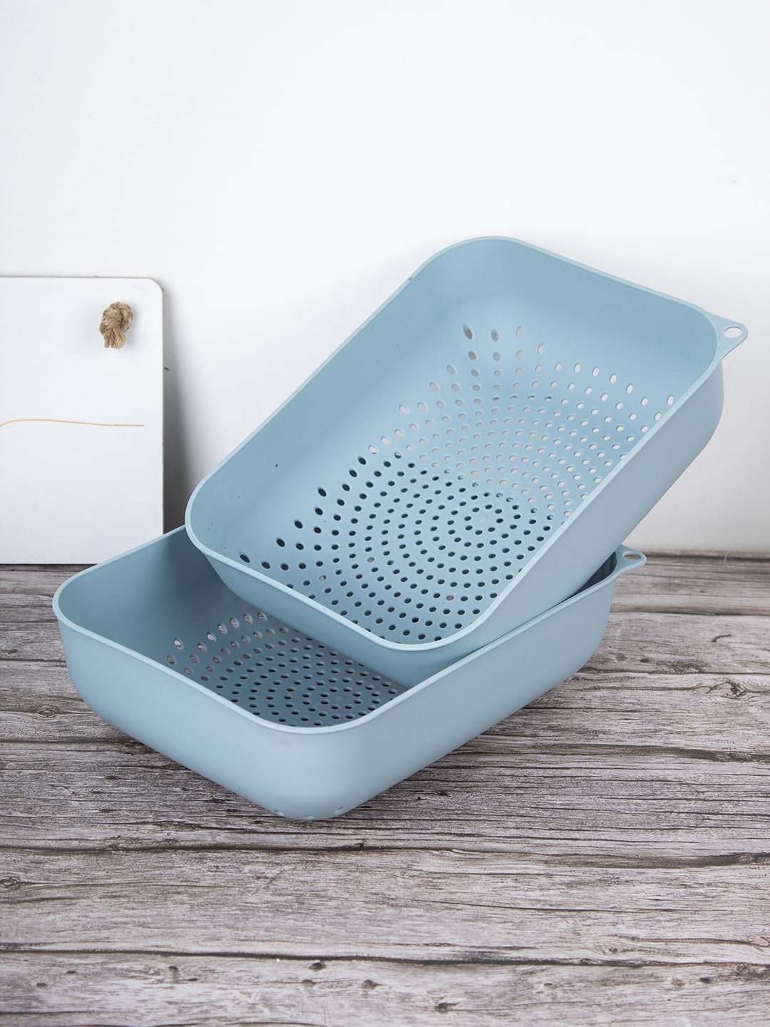 

MARKET99 Set Of 2 Blue Solid Plastic Strainer