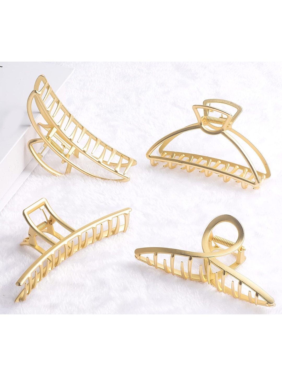 

Krelin Women Gold Hair Accessory