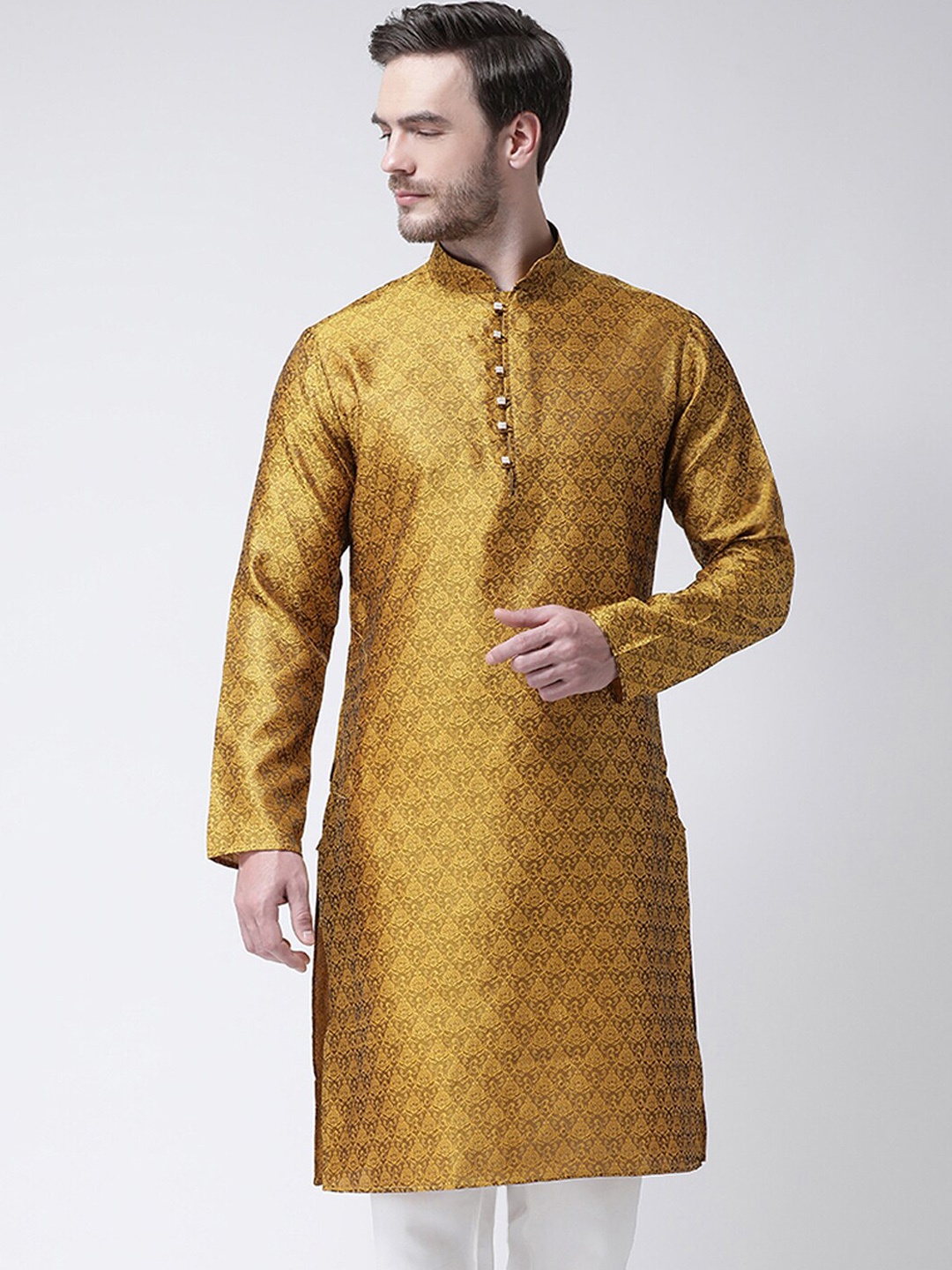

SG LEMAN Men Yellow Thread Work Kurta