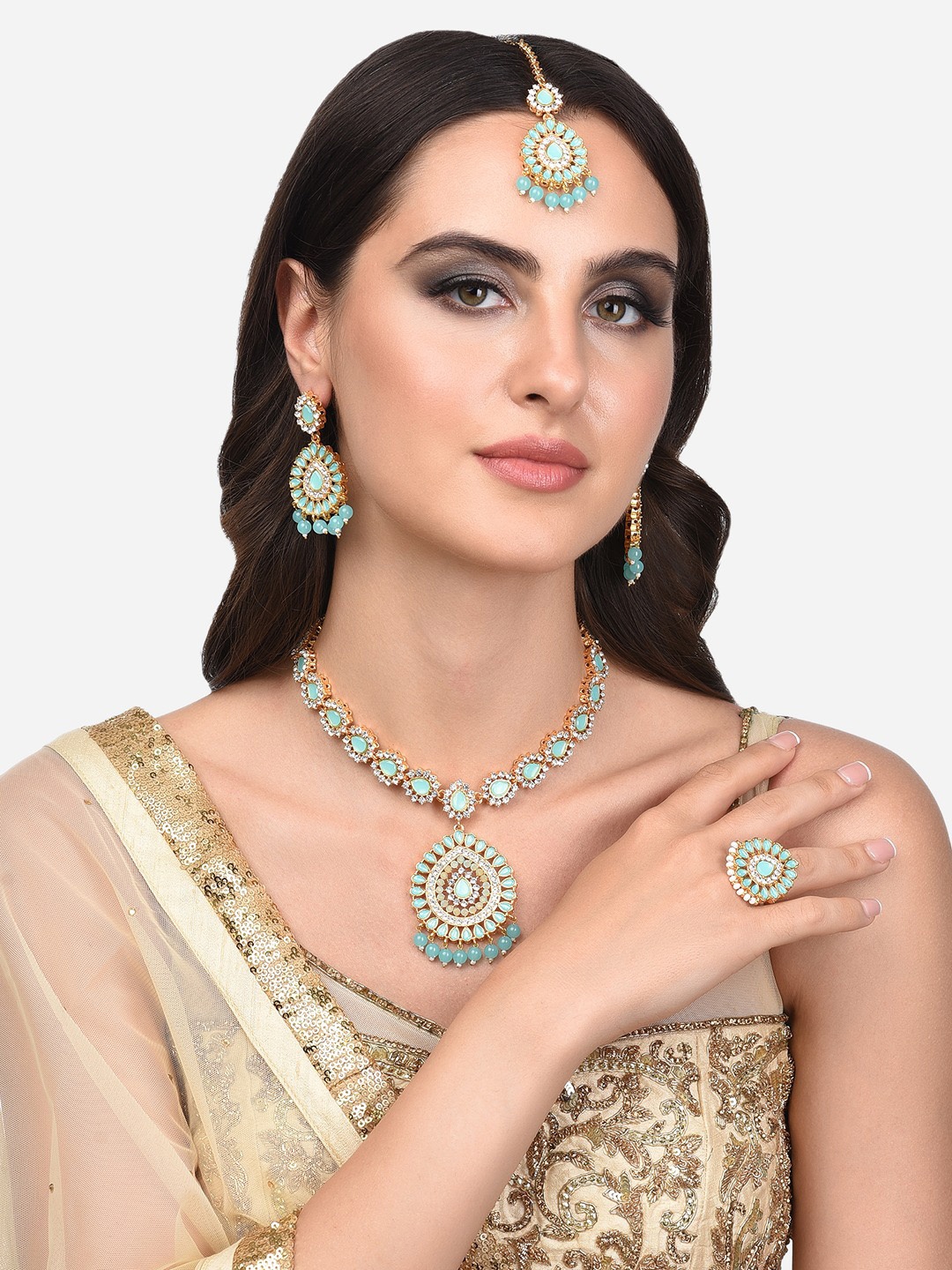 

Zaveri Pearls Women Gold-Plated Turquoise Blue Stone-Studded & Beaded Jewellery Set
