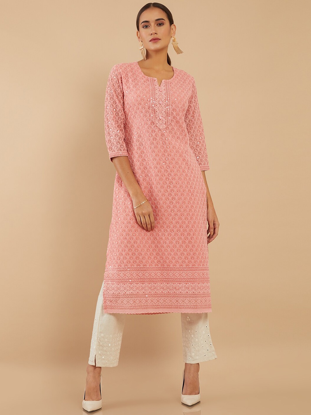 

Soch Women Peach-Coloured Geometric Embroidered Keyhole Neck Thread Work Georgette Kurta