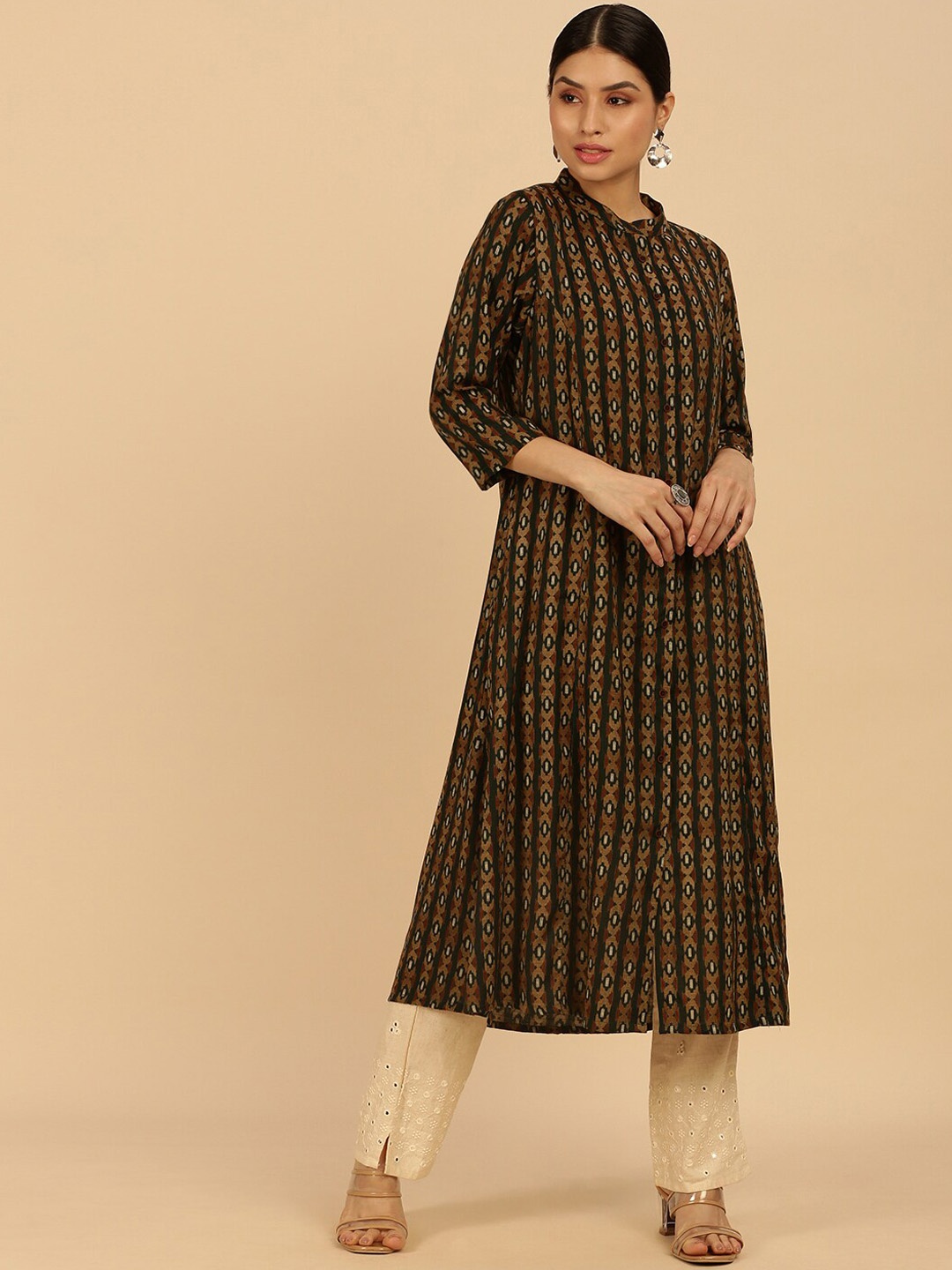 

Soch Women Green Geometric Printed Kurta