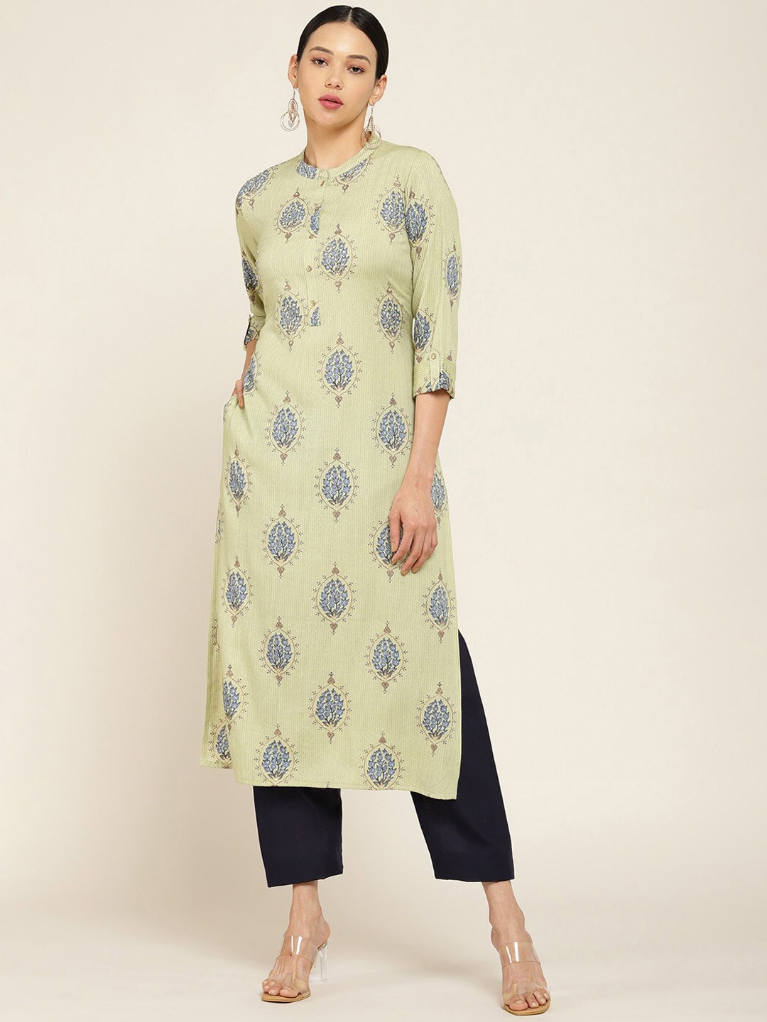 

Soch Women Green Floral Printed Thread Work Kurta