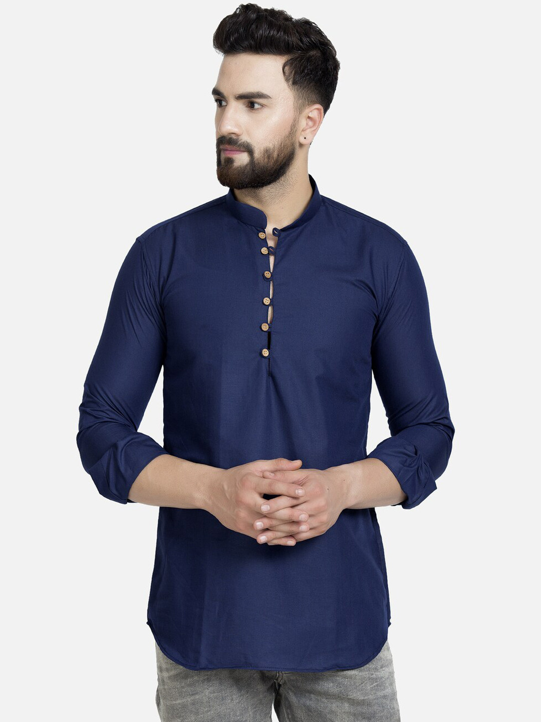 

Kaifoo Men Navy Blue Thread Work Kurta