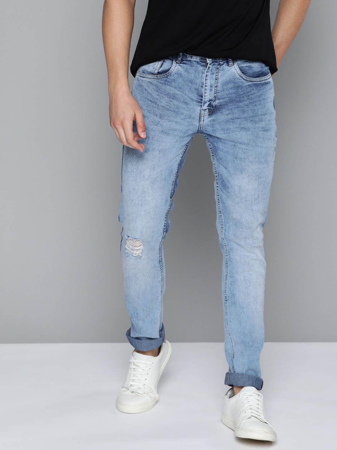 

Mast & Harbour Men Blue Skinny Fit Low Distress Light Fade Acid Wash Jeans