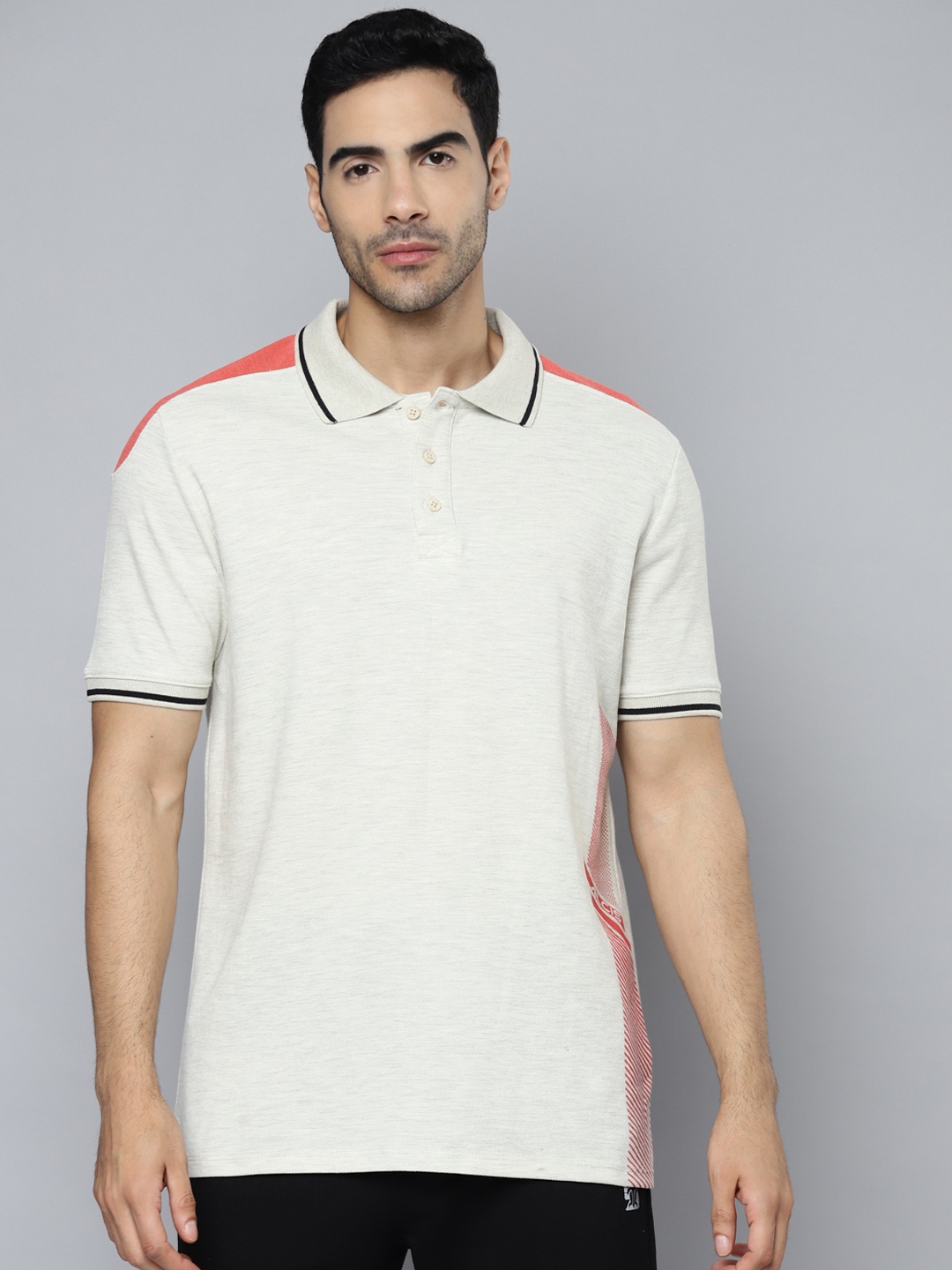 

Alcis Men Off White & Red Printed Polo Collar T-shirt