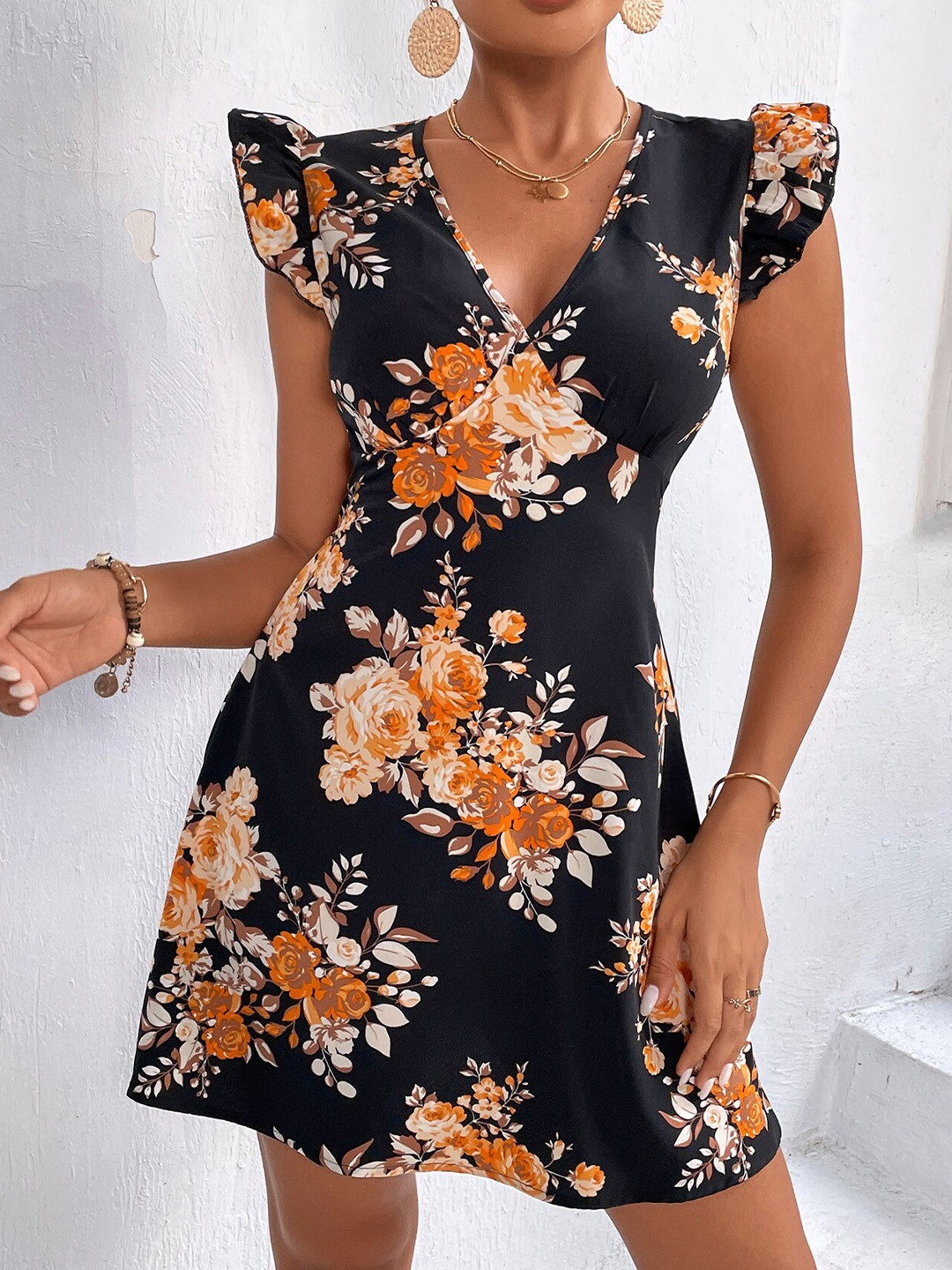 

BoStreet Black Floral Sheath Dress